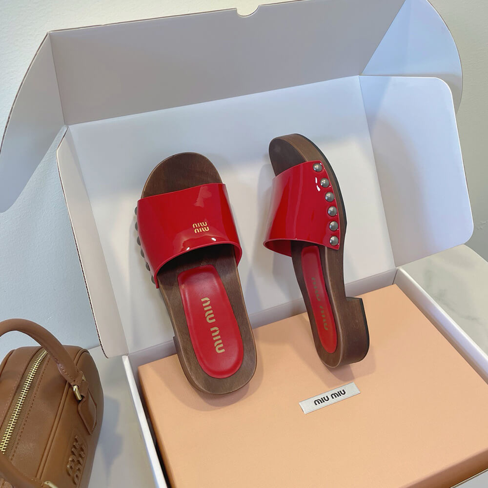 MiuMiu Patent leather clogs - Top Club