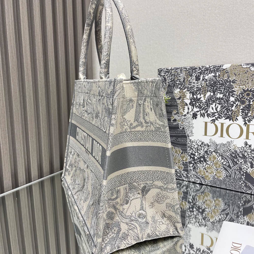Medium Dior Book Tote - Top Club