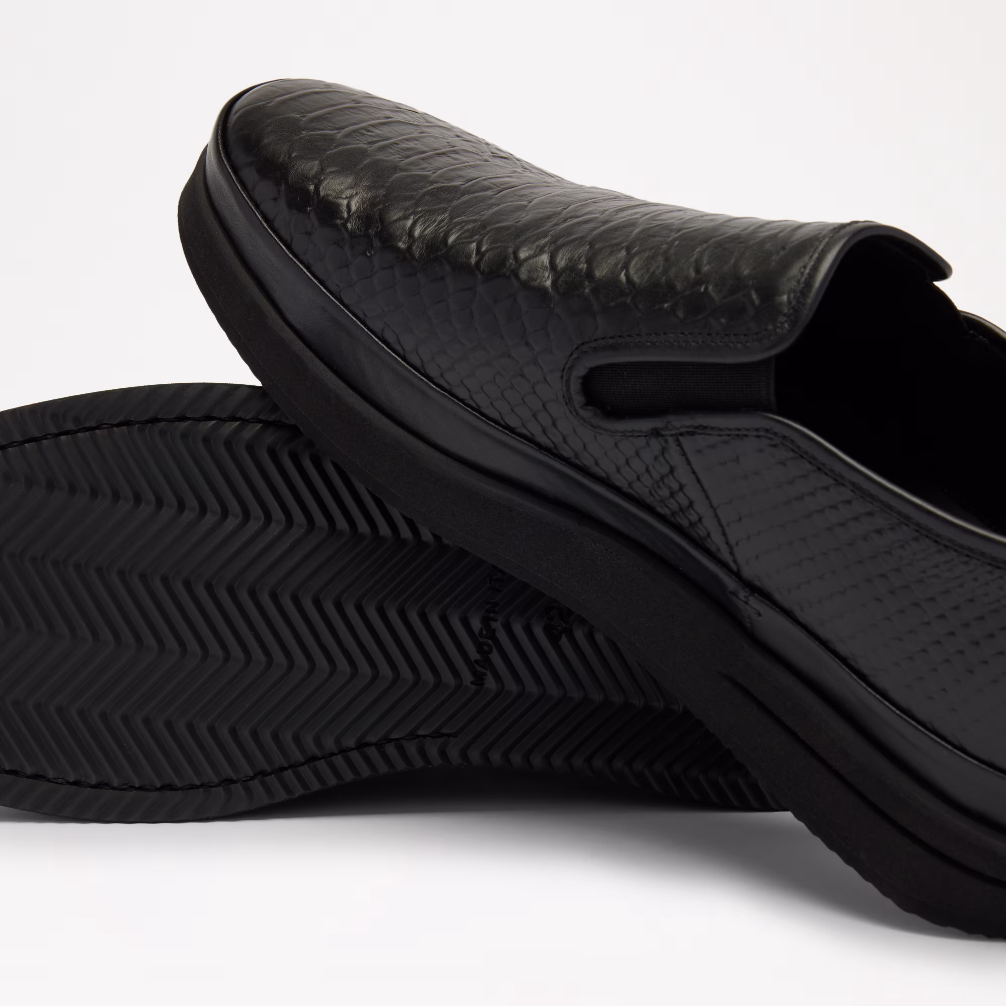 Sanmarino2Slip-On Textured Trainer