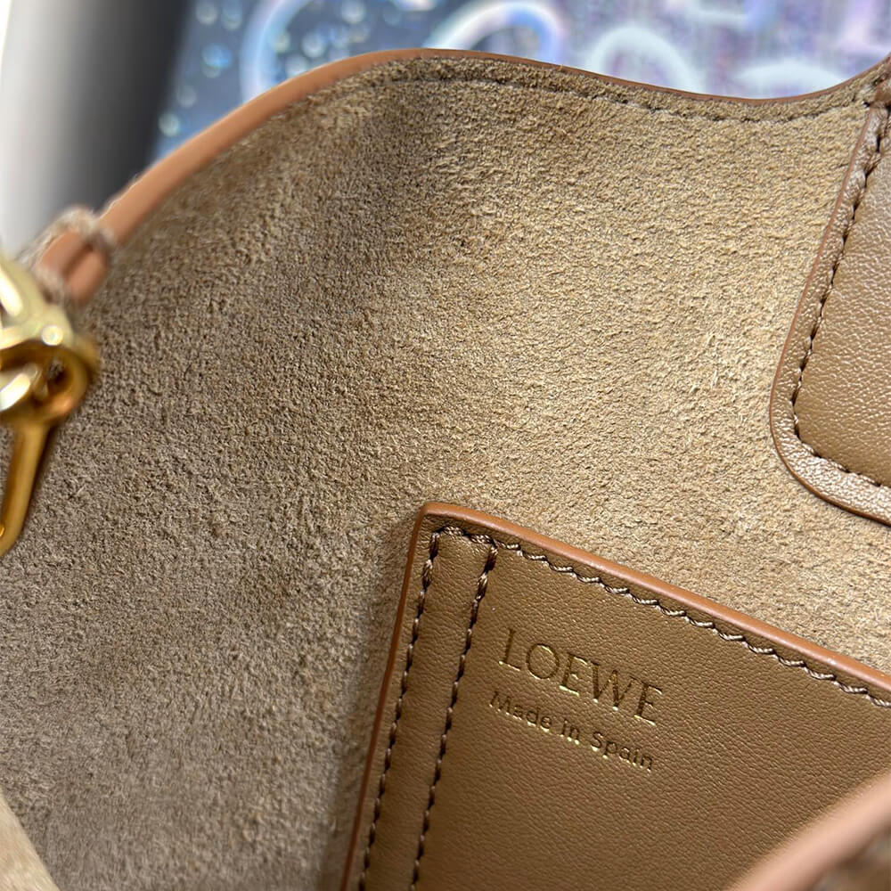LOEWE Mini Pebble bucket in smooth calfskin(high-end grade) - Top Club