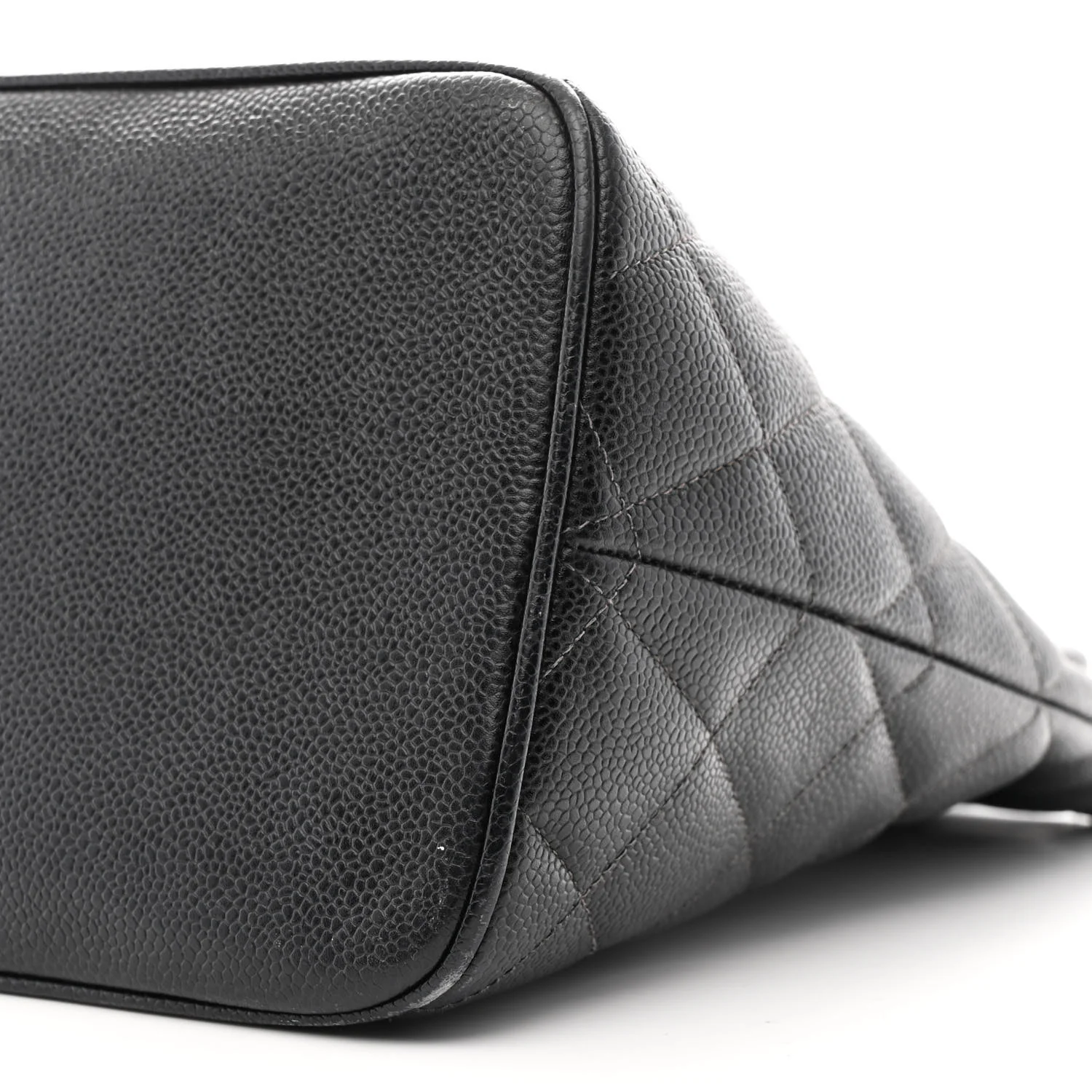 Caviar Quilted Medallion Tote Black - Top Club