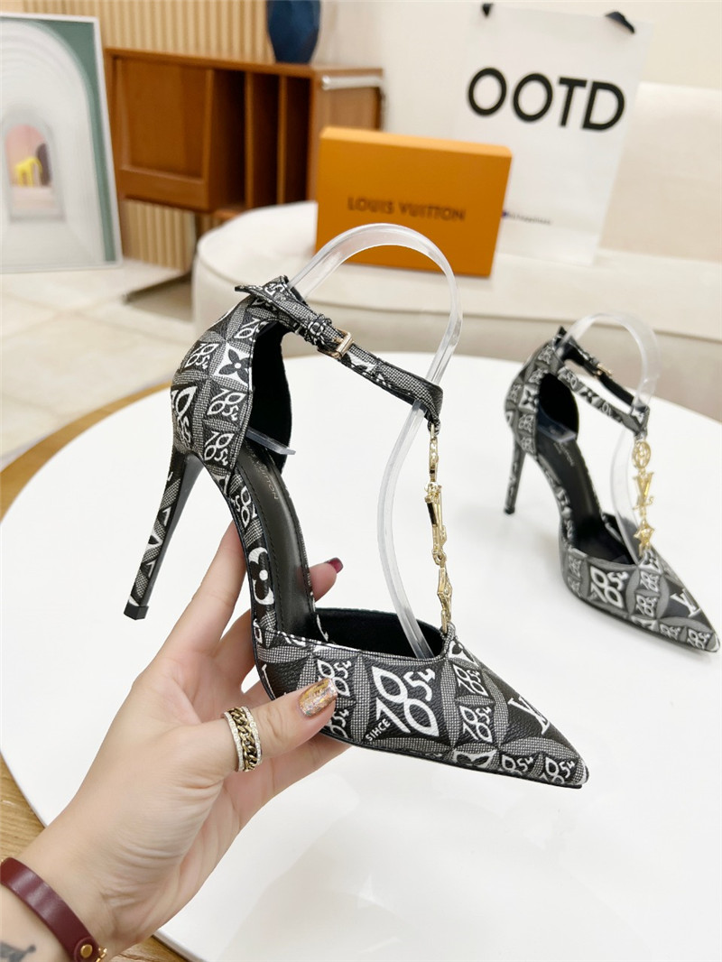 louis vuitton LV metal chain high heels - Sneaker Replica Workshop