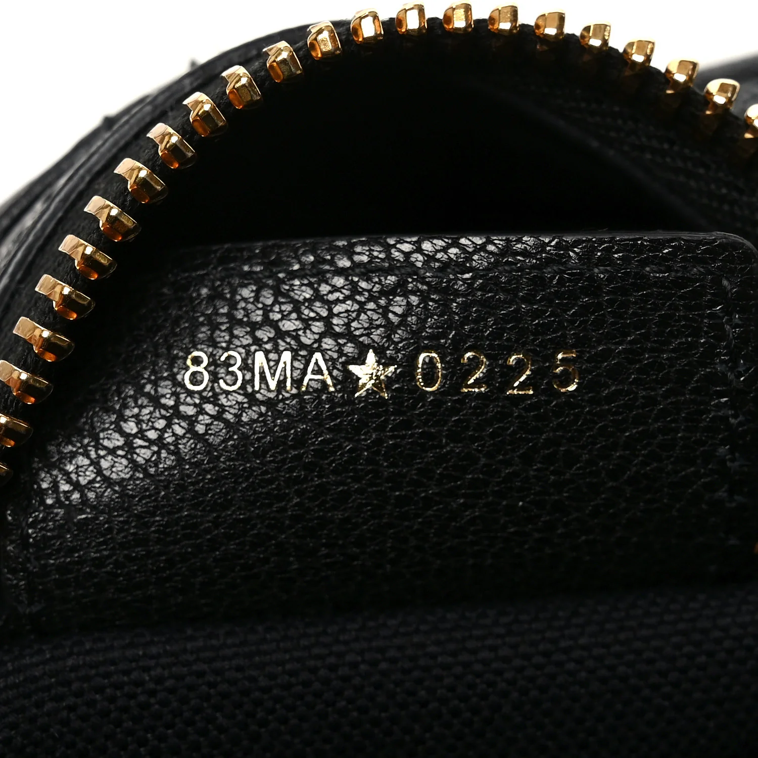 Shiny Grained Calfskin Macrocannage Medium D-Journey Bag Black - Top Club