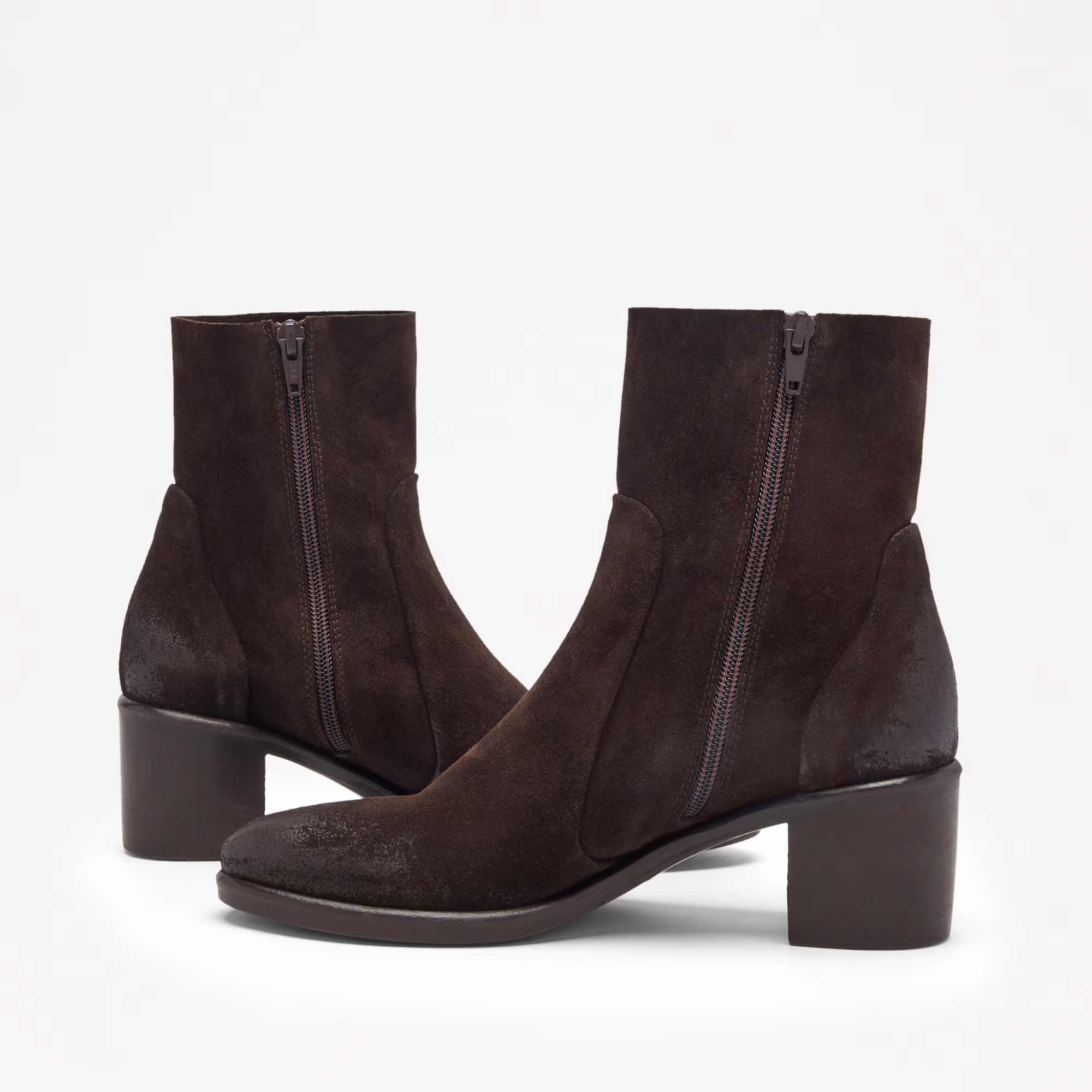 KickingSlim Ankle Boot