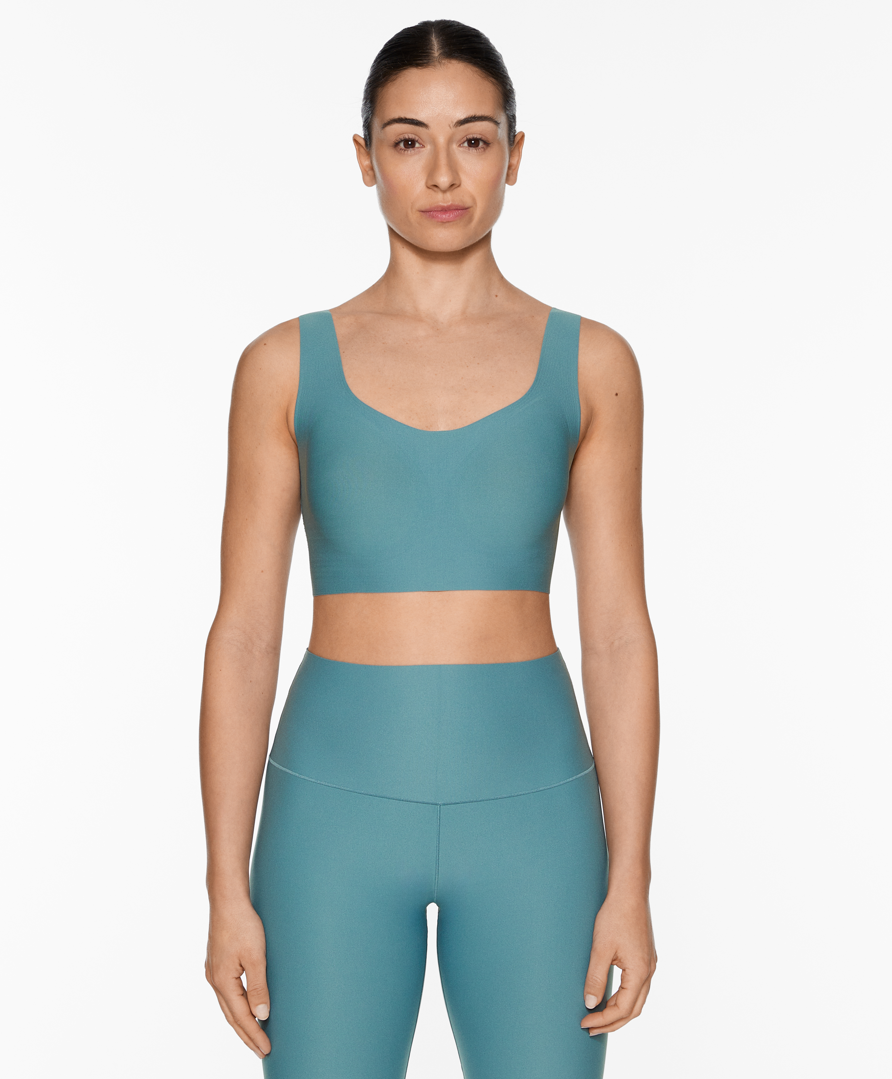 OYSHO Perfect-adapt medium-support sports bra with cups