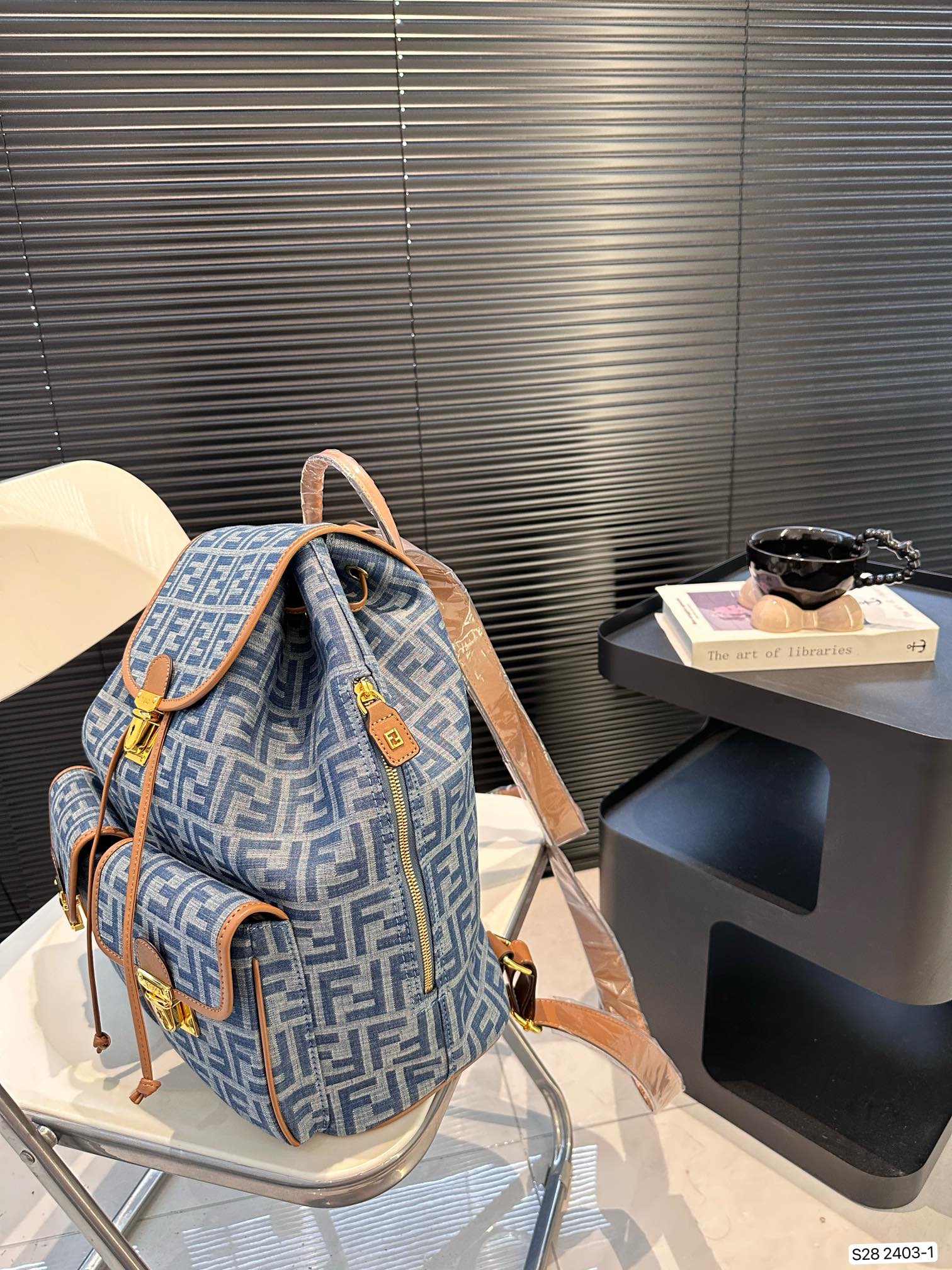 Fen new arrival backpack bag size?? 32 * 36  cm - Top Club
