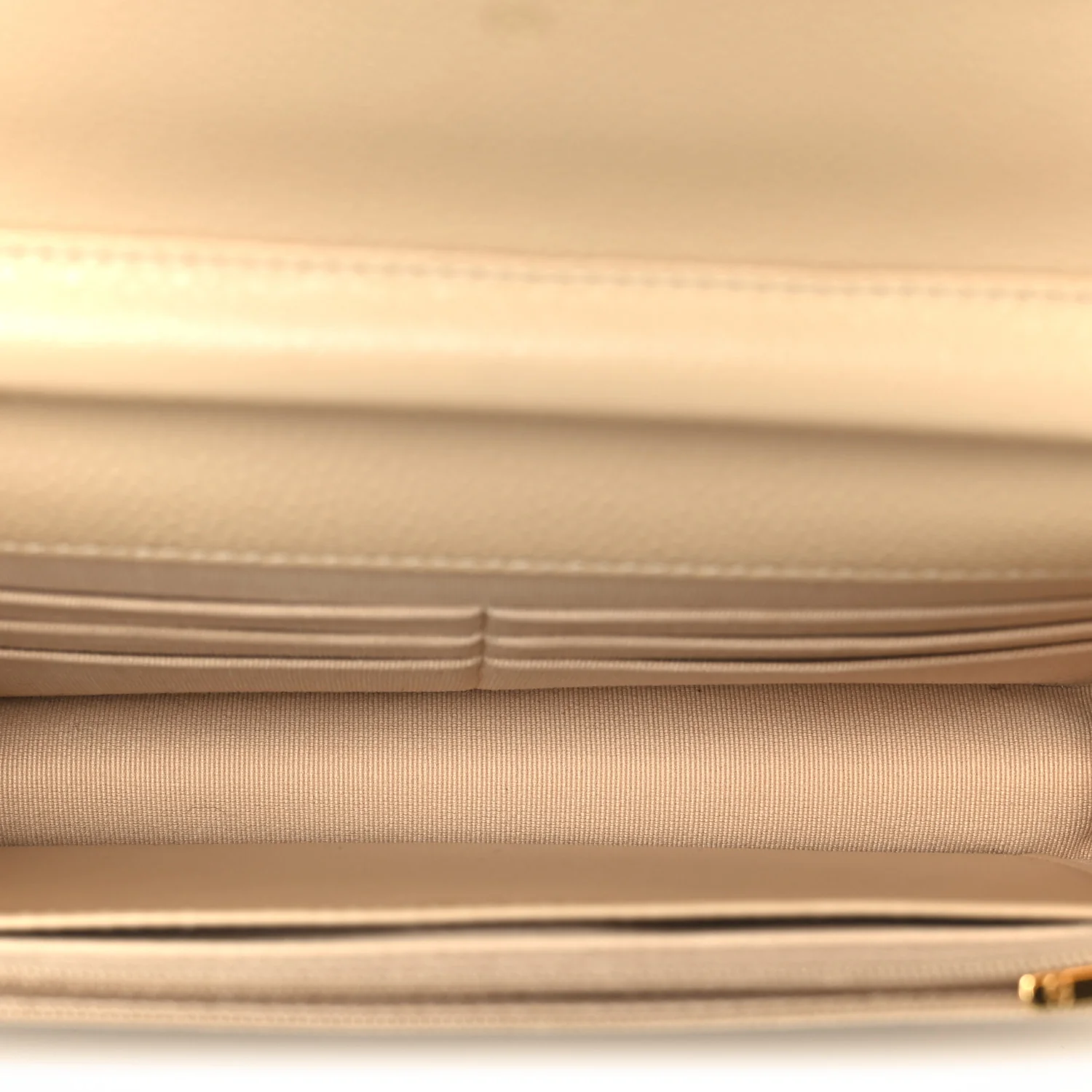 Caviar Quilted Wallet on Chain WOC Beige - Top Club