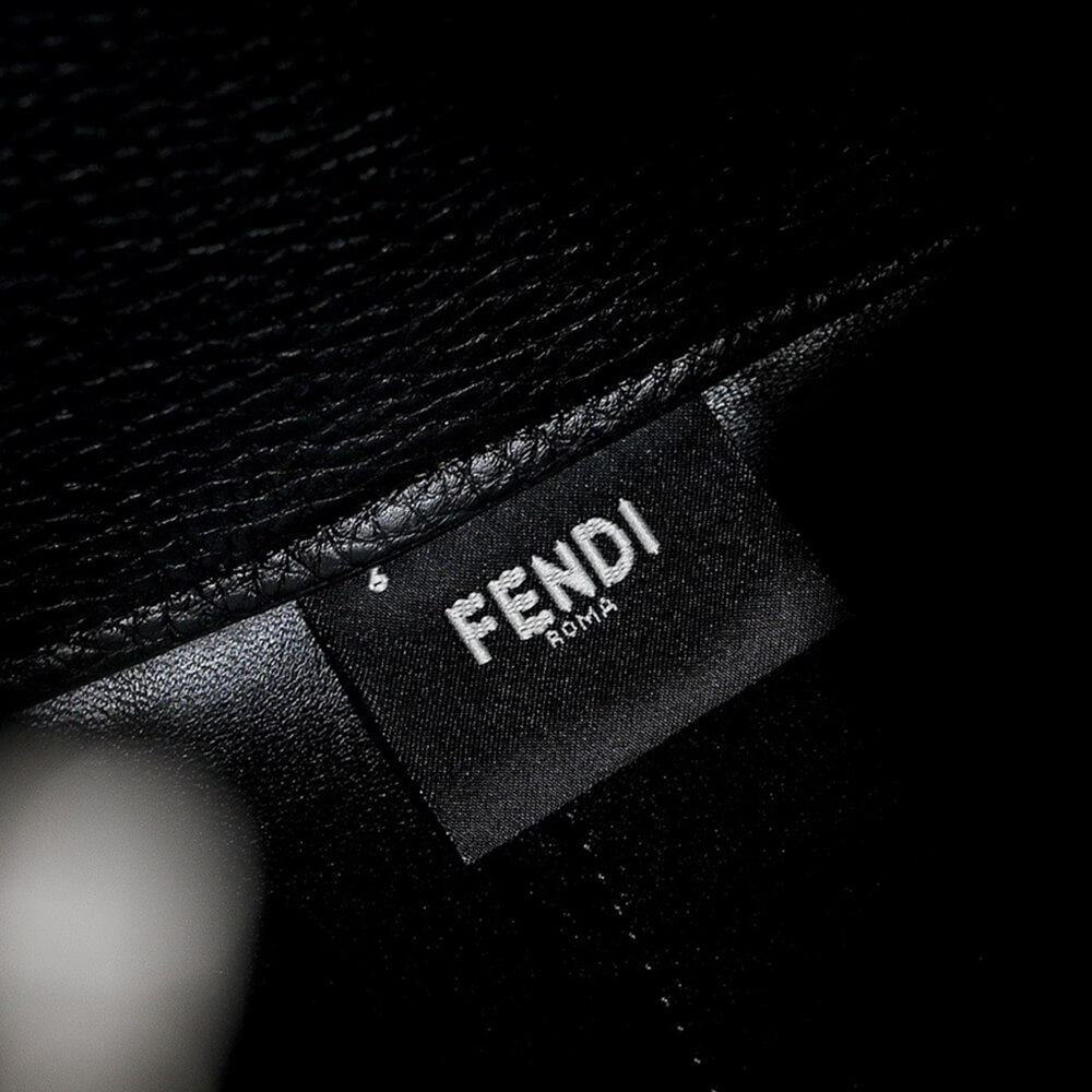 FENDI By The Way Selleria Medium - Top Club