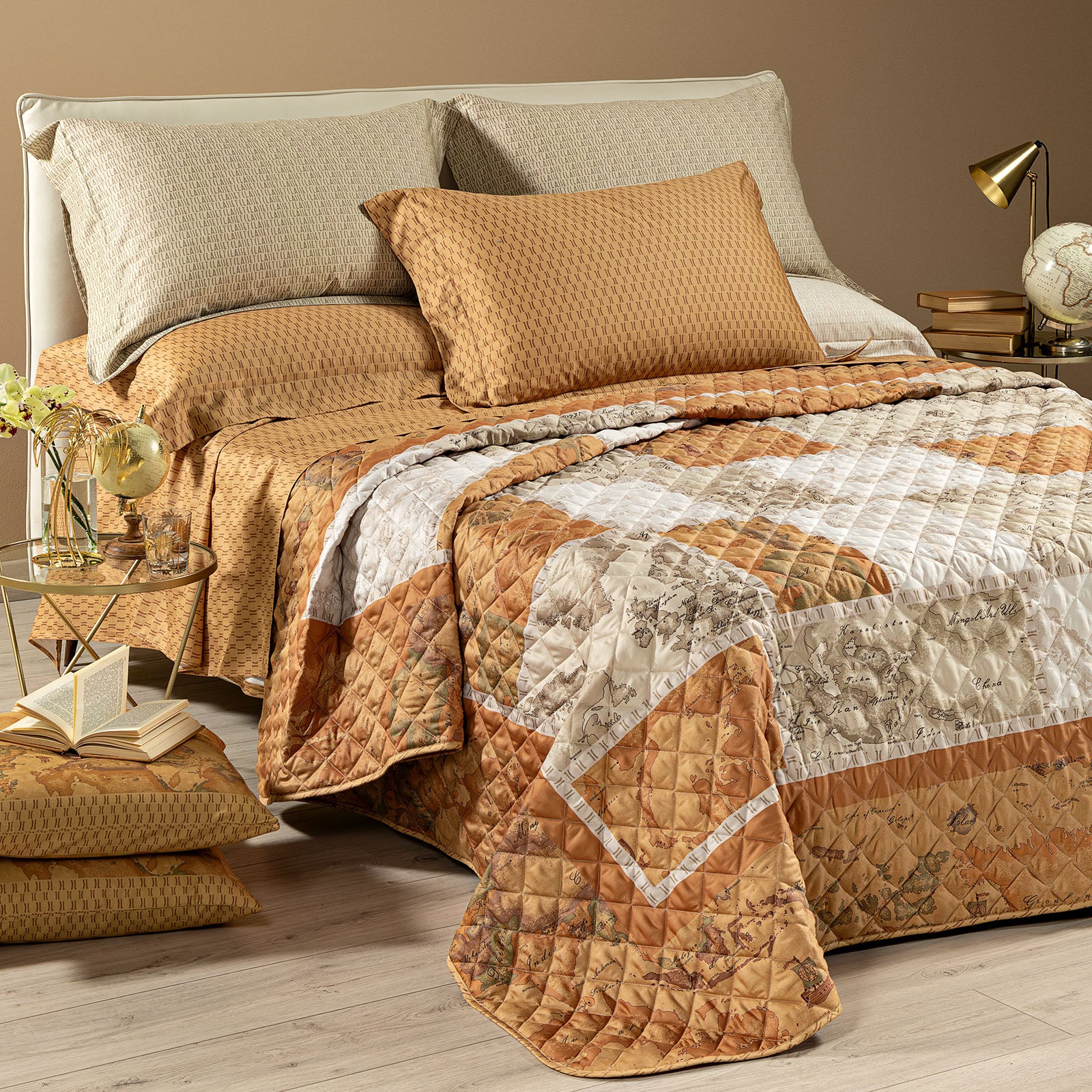 Quilted bodder in geopatch cotton satin single double alviero martini 1st class