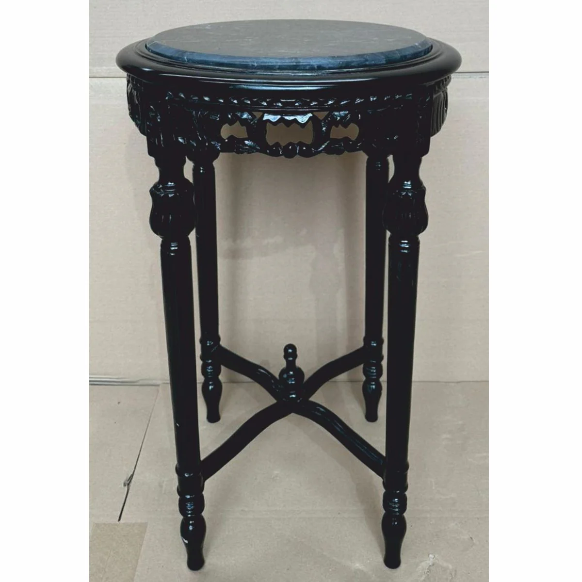 Baroque side table black Ø 45 x H. 72 cm - Baroque furniture