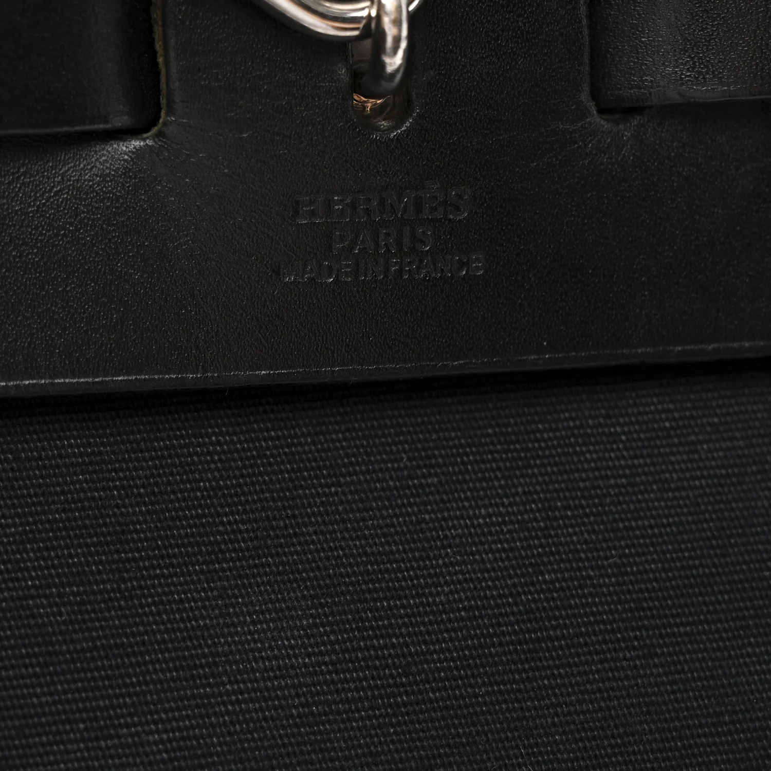Military Toile Vache Hunter Herbag Messenger 39 Black - Top Club