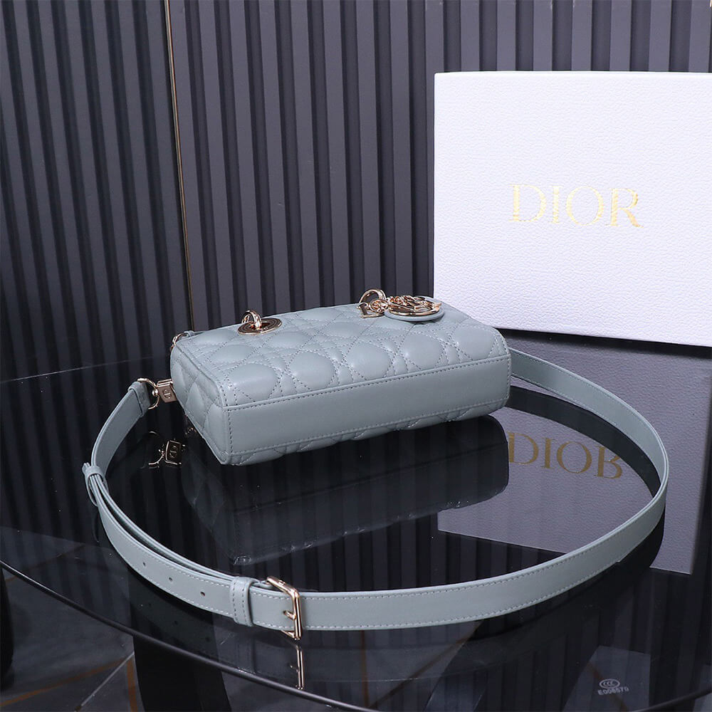 Dior Small Lady D-Joy Bag(HIGH-END GRADE) - Top Club