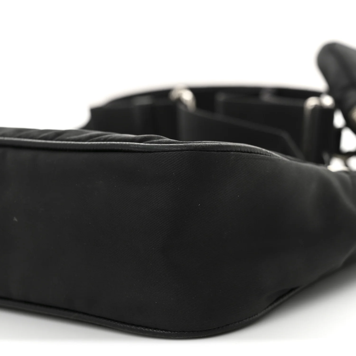 Nylon Re-Edition 2005 Shoulder Bag Black - Top Club