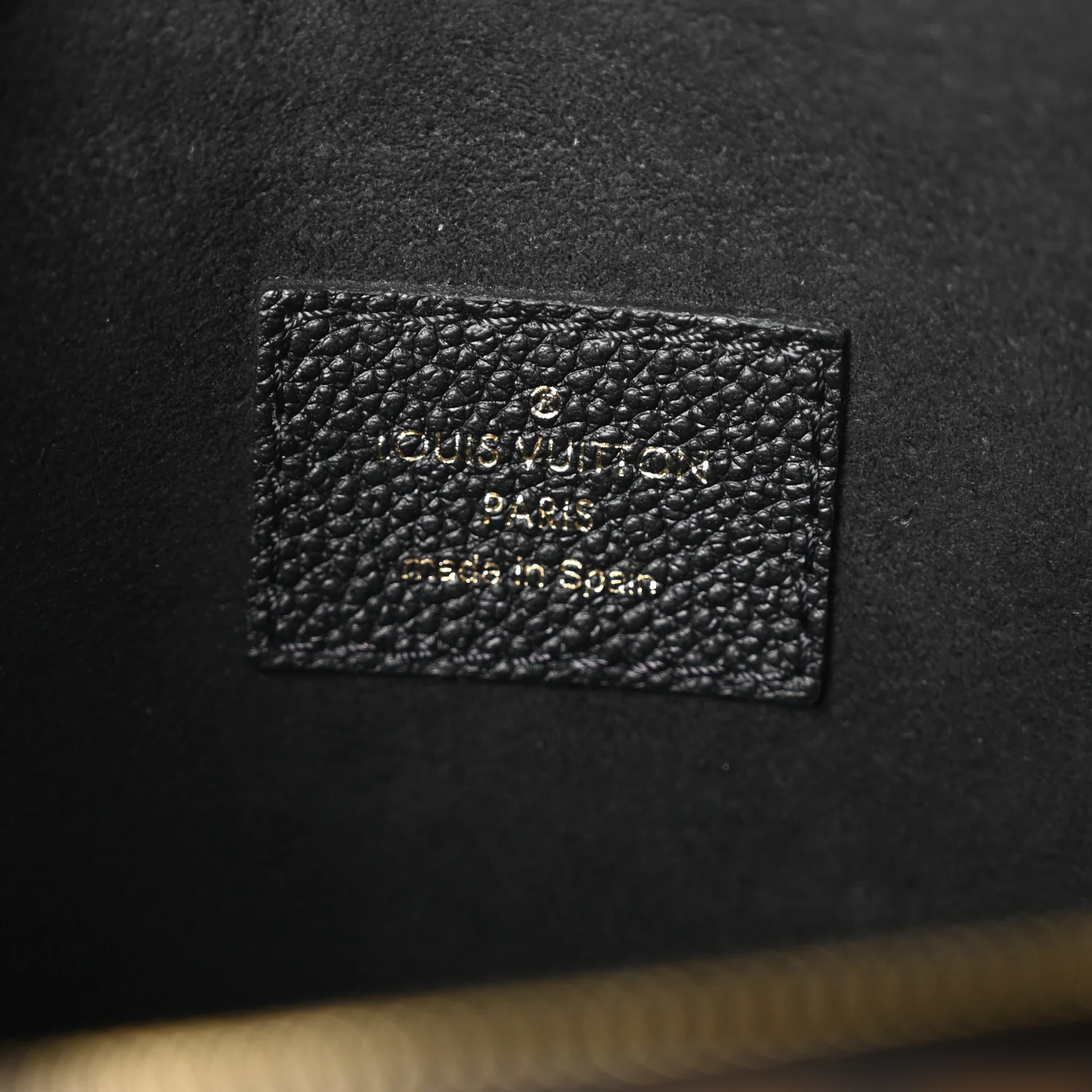 Monogram Victoire Black - Top Club
