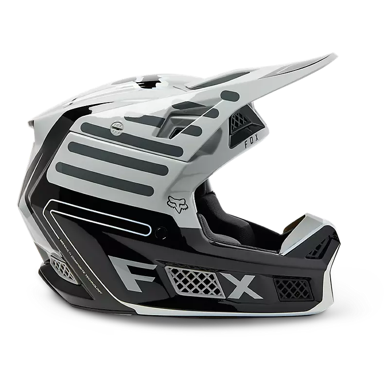 V3 RS Ryaktr Helm (2023)