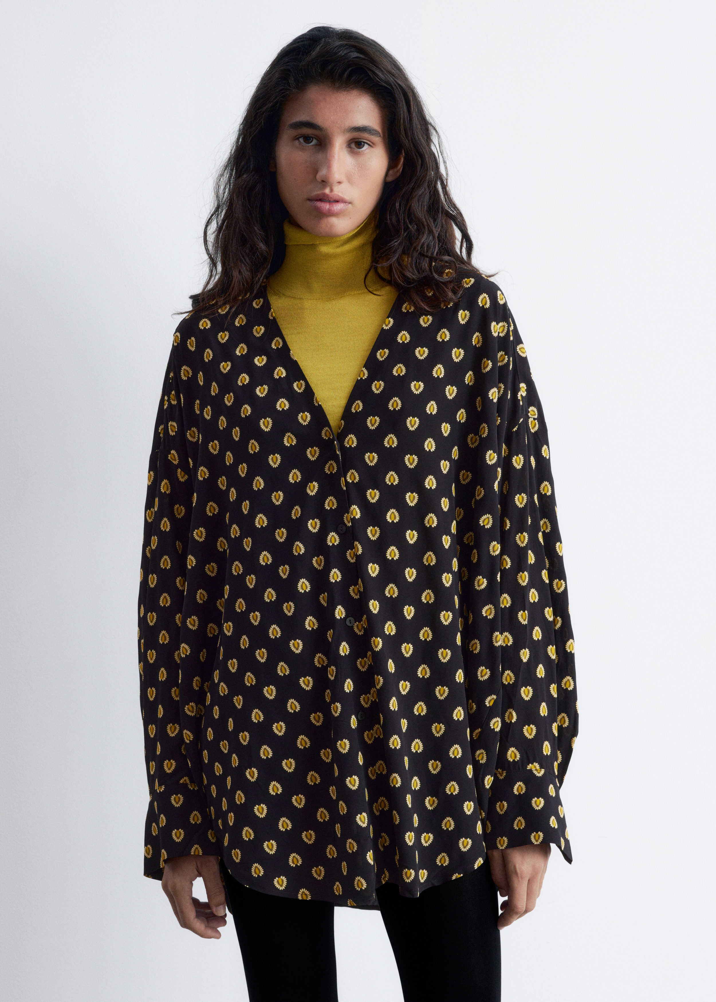 & Other Stories OVERSIZED PRINTED V-NECK BLOUSE