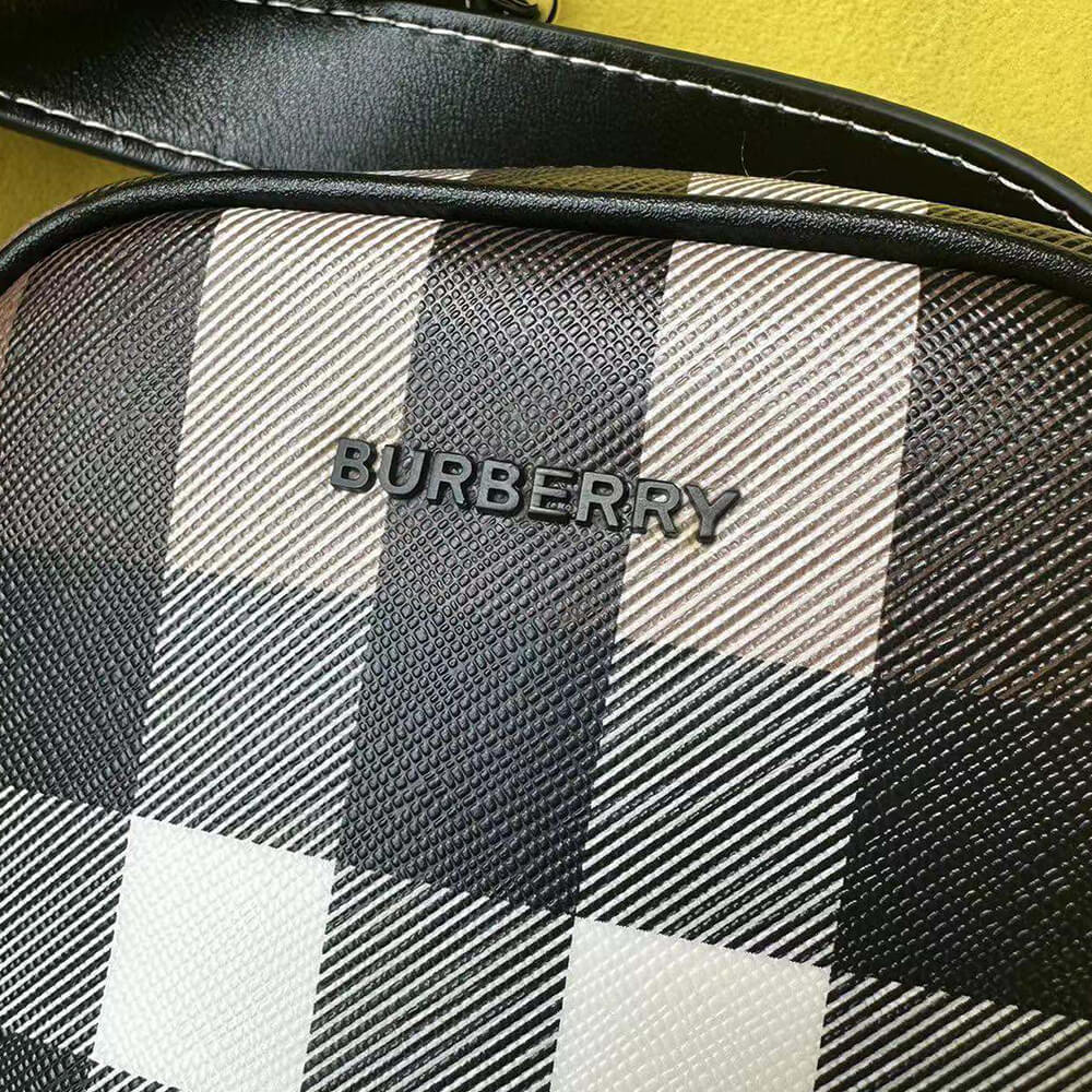 Burberry Vertical Paddy Bag - Top Club
