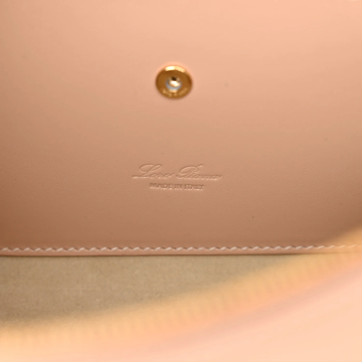 Smooth Calfskin Extra Bag L27 Feather Pink - Top Club