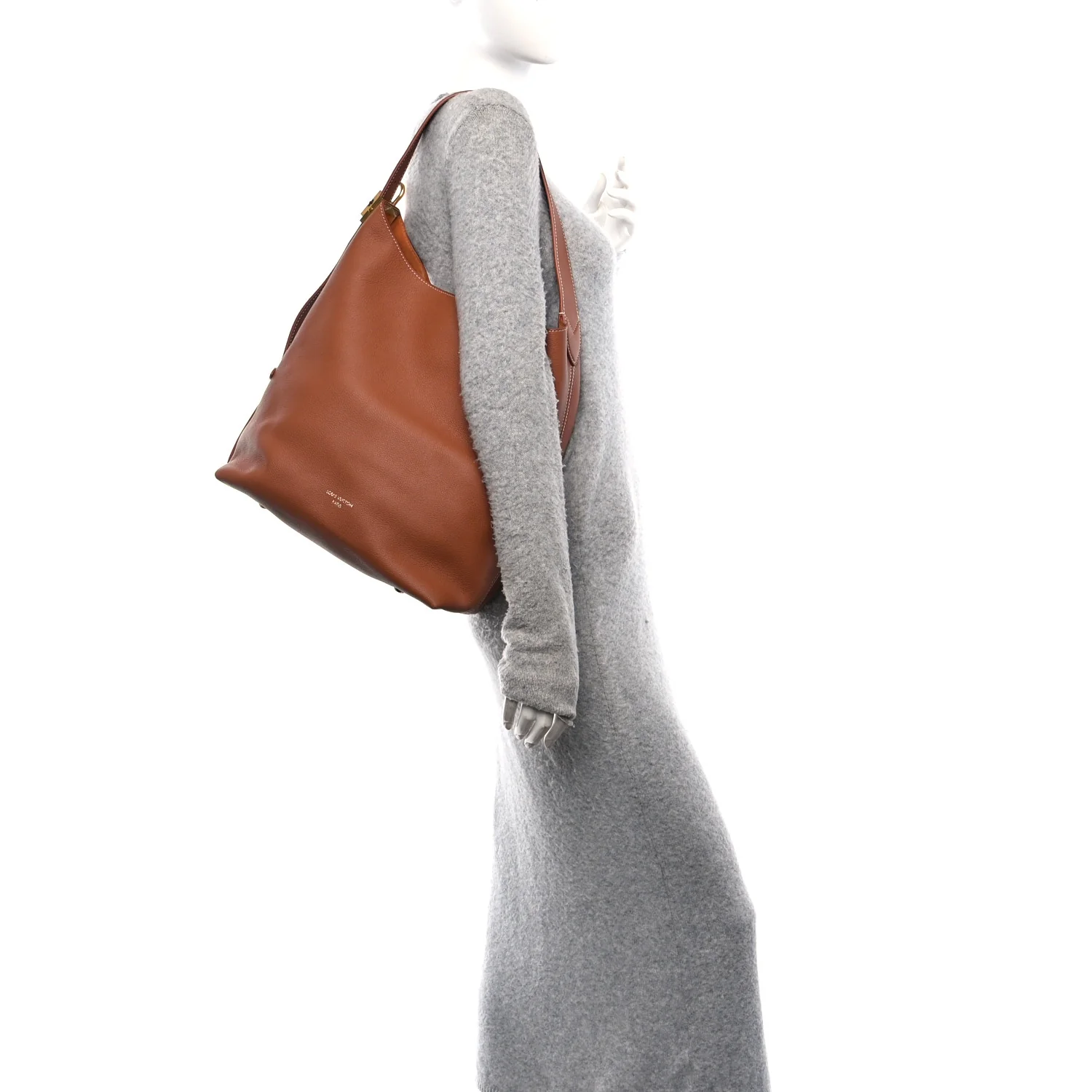 Grained Calfskin Low Key Hobo MM Cognac - Top Club