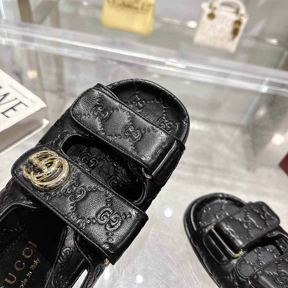 GUCCI Women s sandal with Double G - Top Club