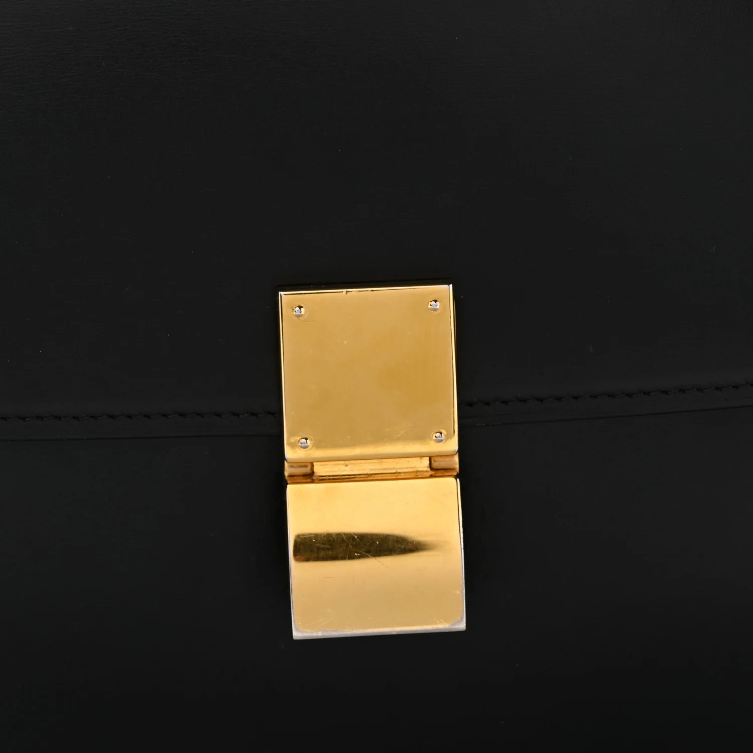Box Calfskin Medium Classic Box Flap Bag Black - Top Club