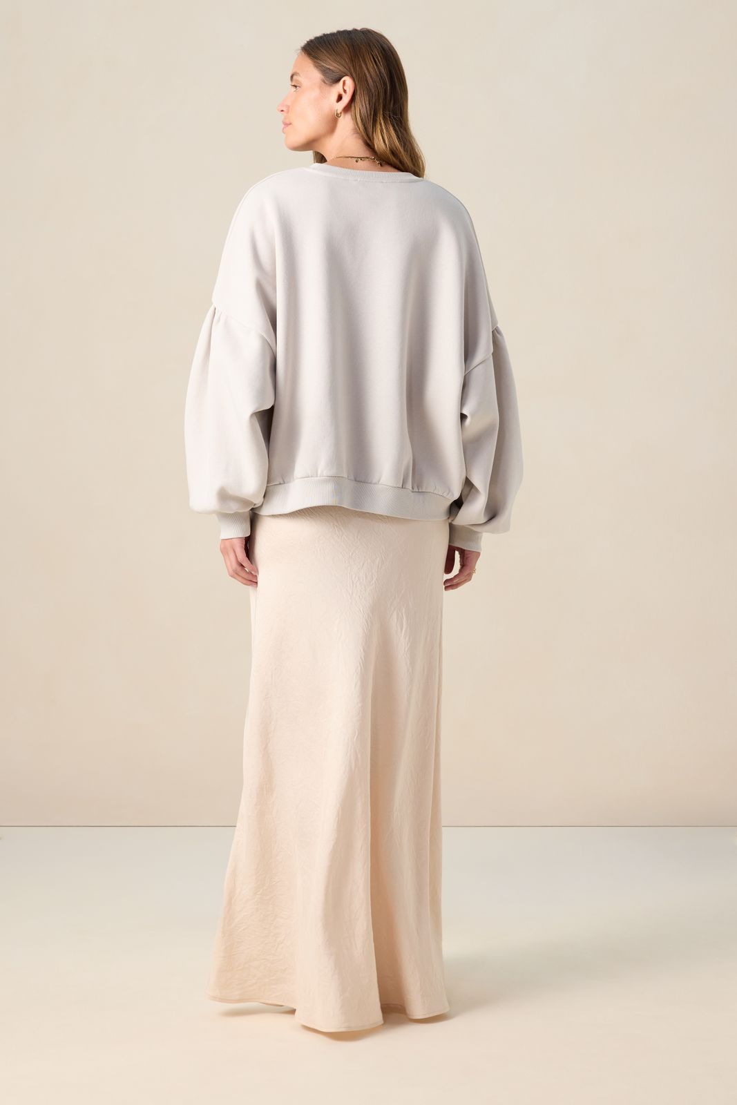 Grijze sweater met pofmouwen