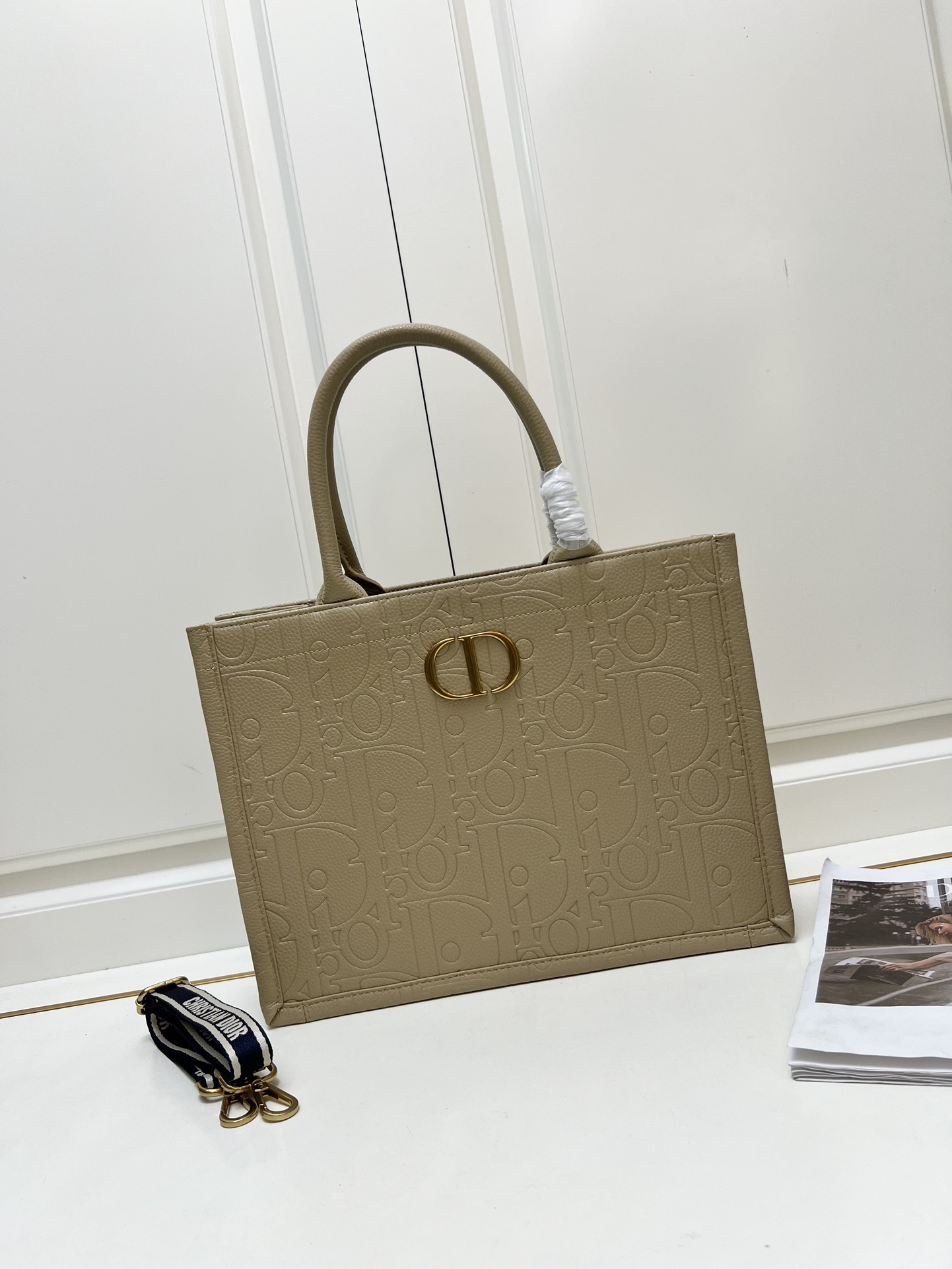 D new arrival book tote bag size: 36.5*28*17.5cm top quality - Top Club