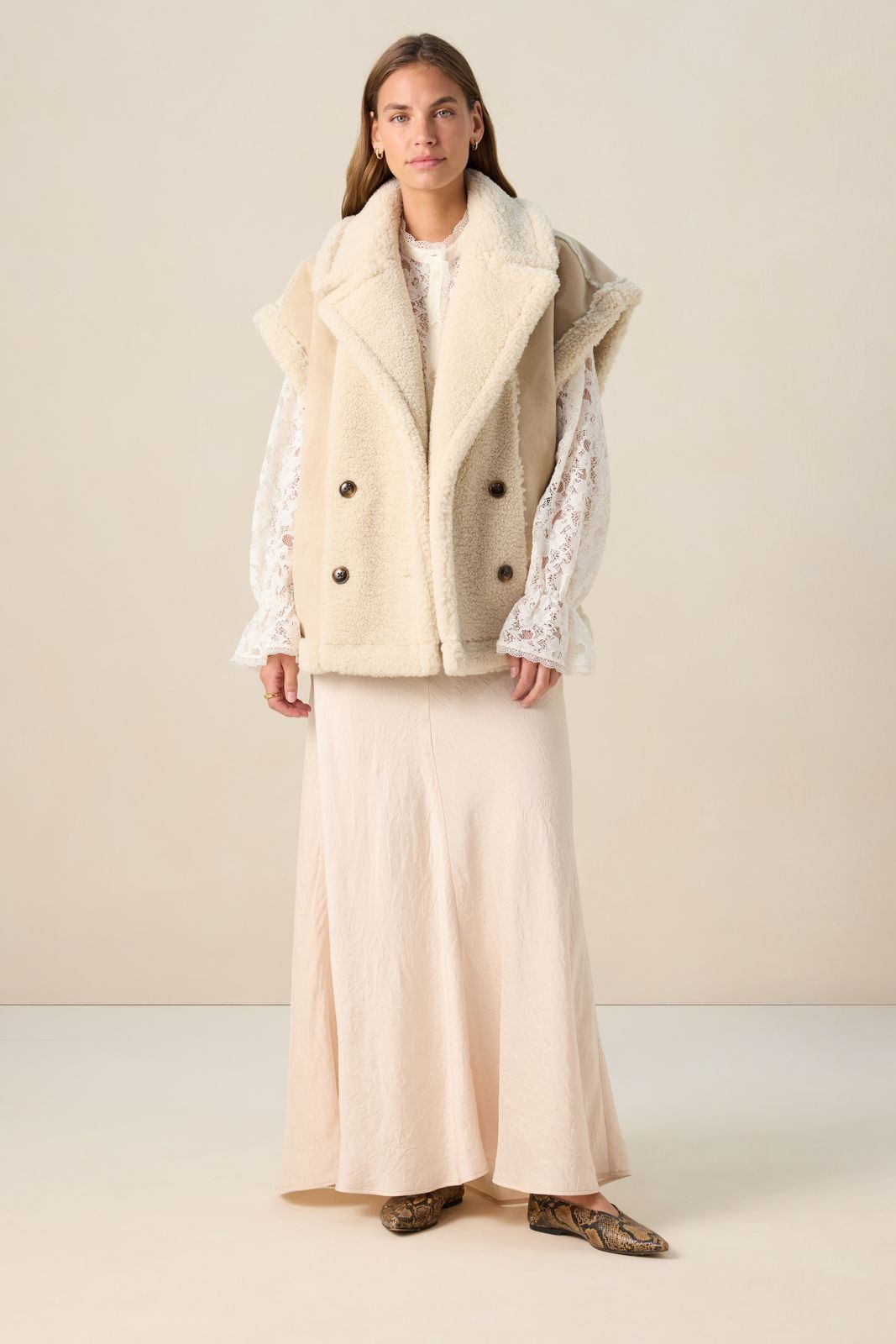 Witte faux lammy reversible bodywarmer