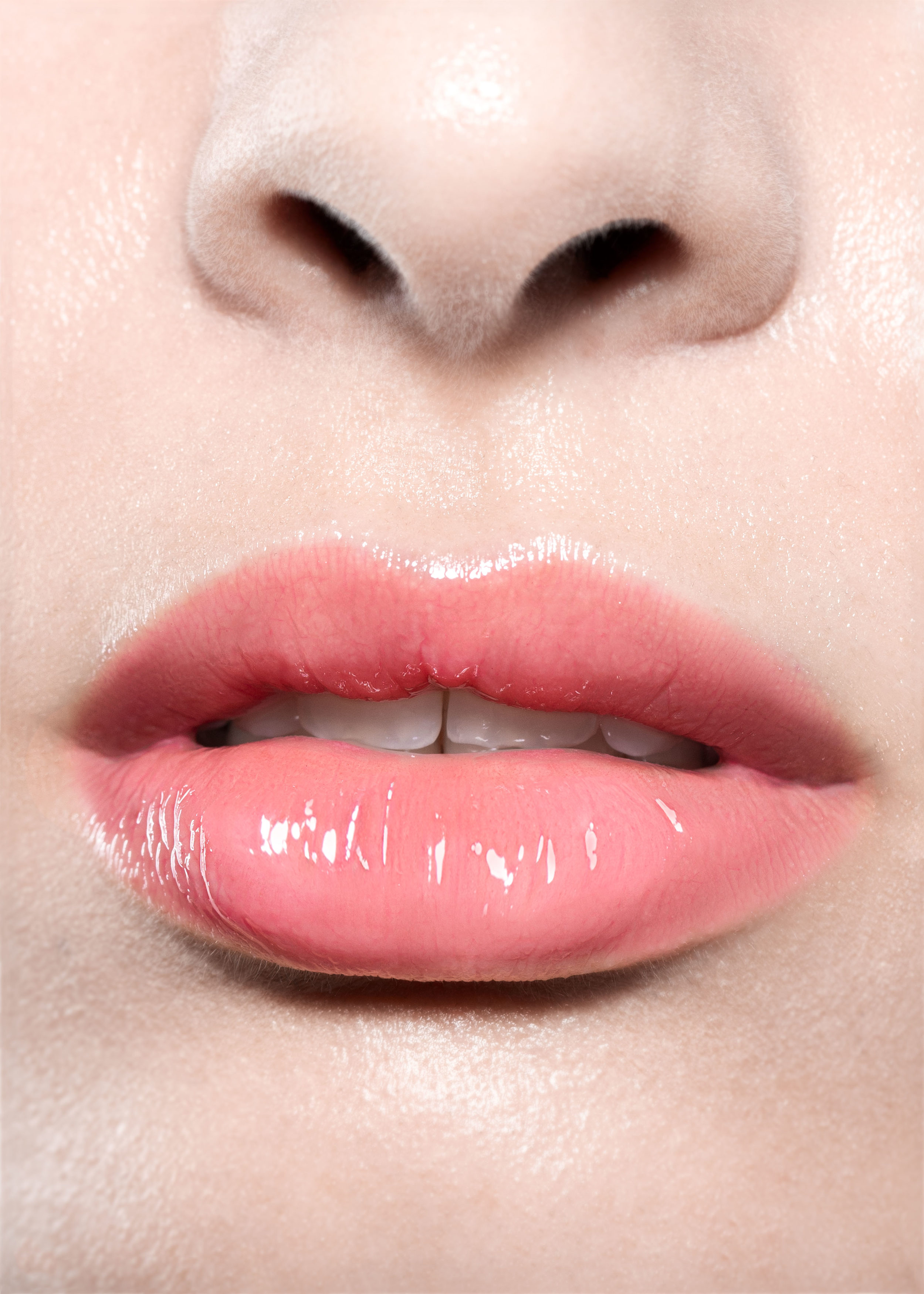 & Other Stories SMASHING CORAL LIP GLOSS