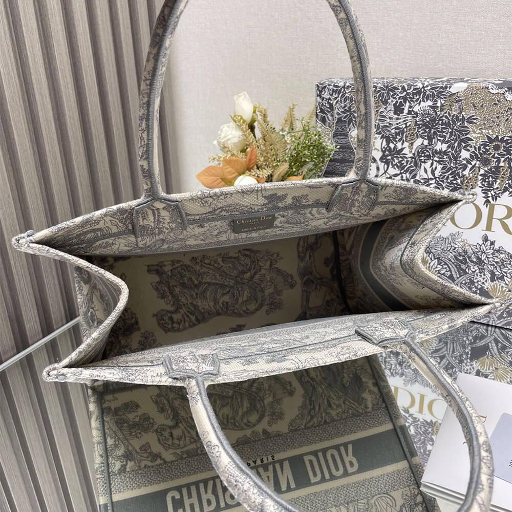 Medium Dior Book Tote - Top Club