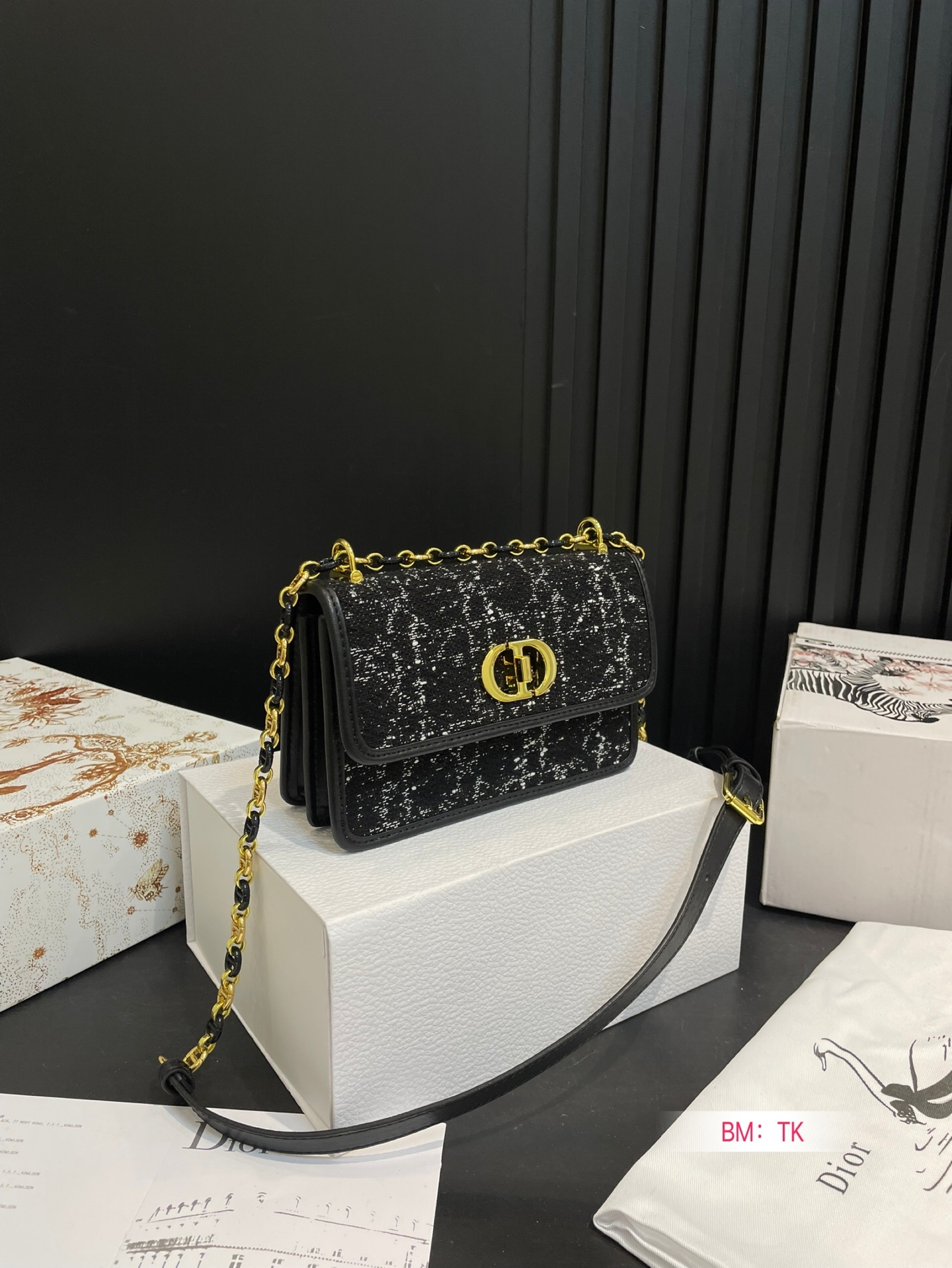 D new arrival Montaigne bag size:19 * 13 cm - Top Club
