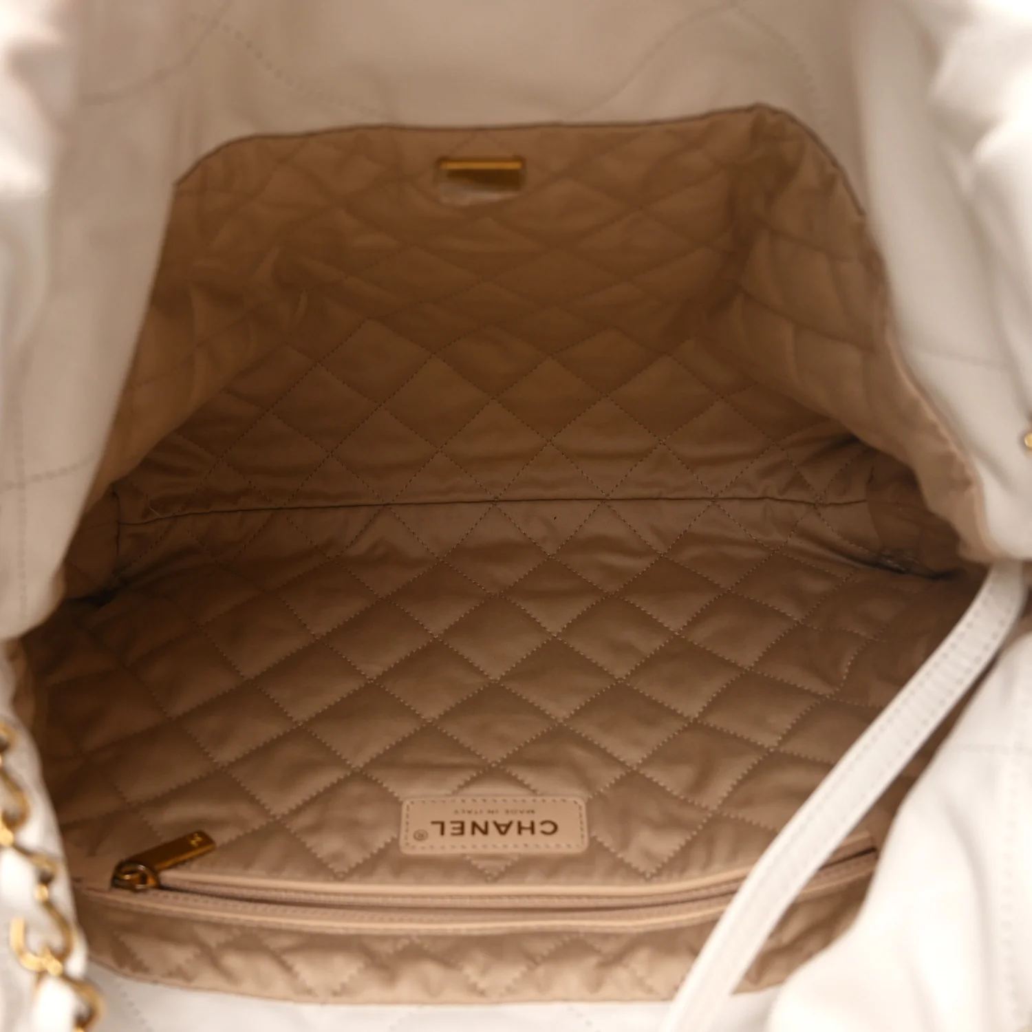 Shiny Calfskin Quilted Small Chanel 22 White - Top Club