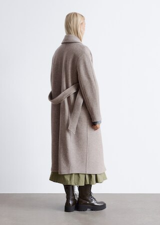 & Other Stories VOLUMINOUS BELTED WOOL COAT