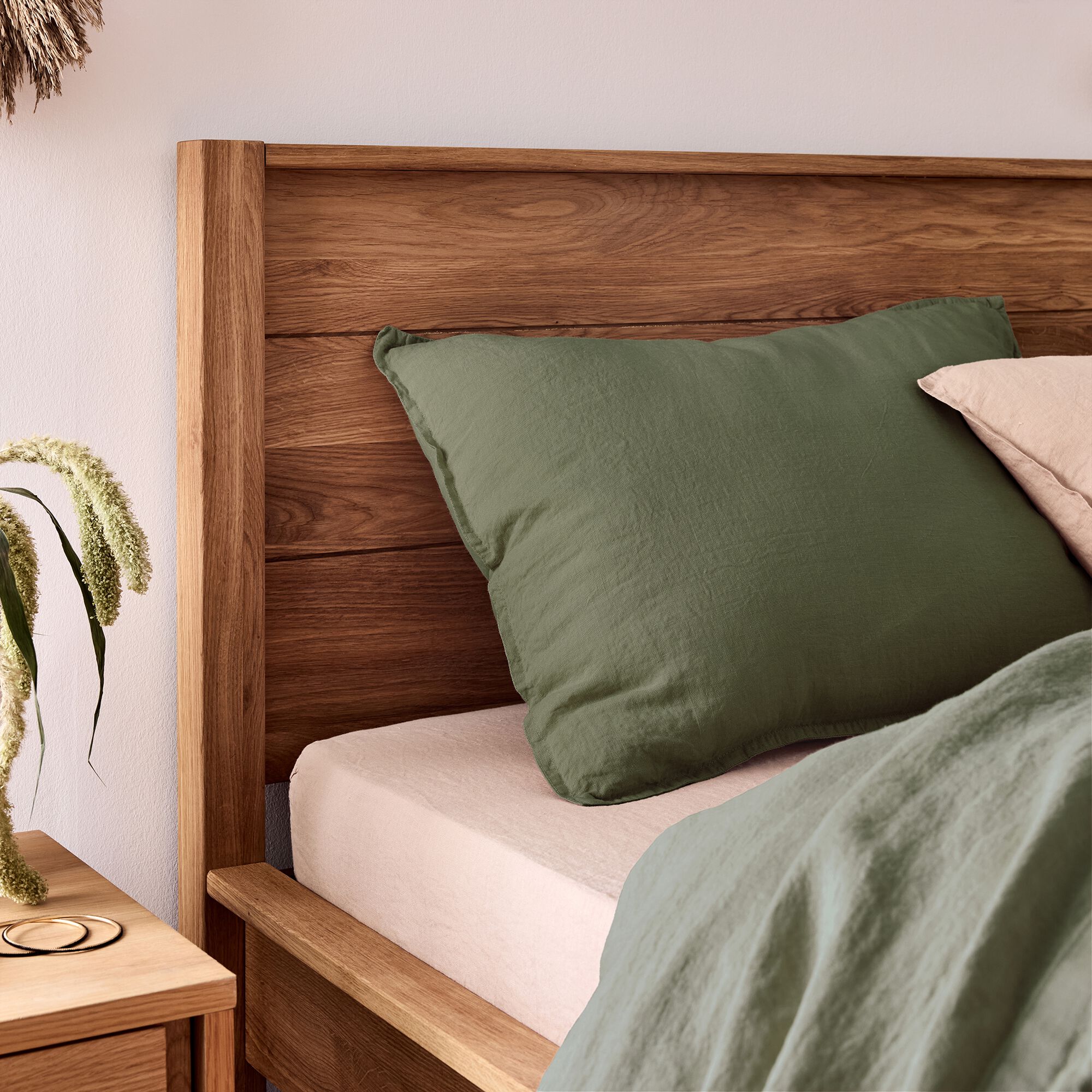 VENCE - Lot de 2 taies d'oreiller en lin lavé - vert cèdre 50x70cm