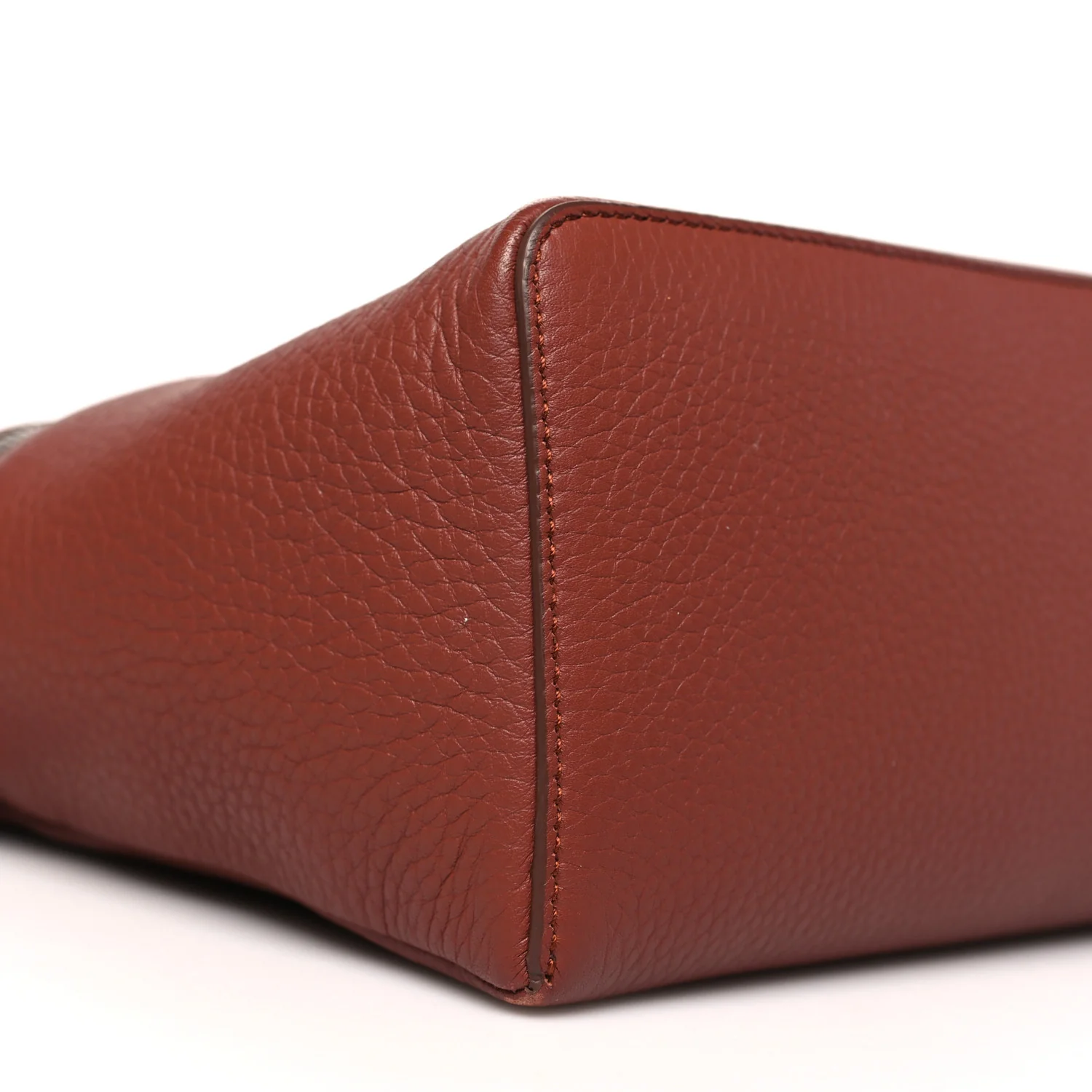 Tender Calfskin Extra Pocket L27 Kummel - Top Club