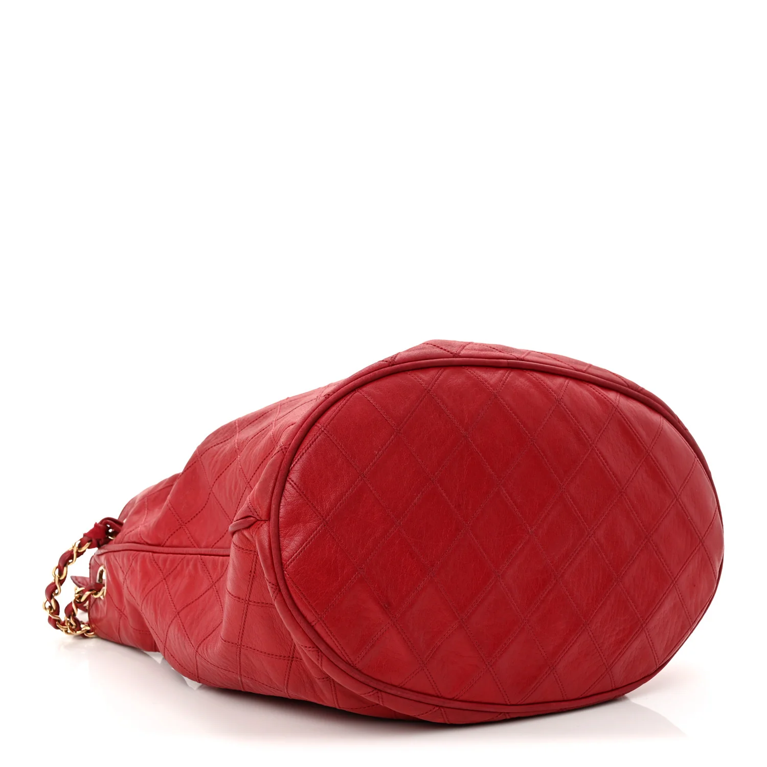 Lambskin Diamond Stitched CC Drawstring Shoulder Bag Red - Top Club