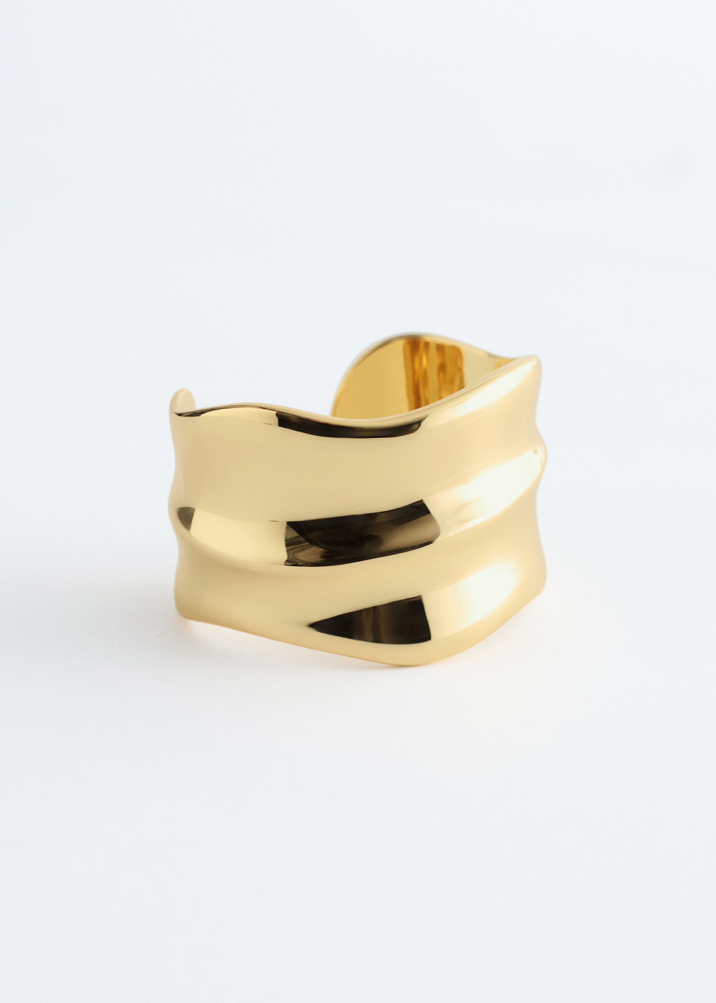 & Other Stories WAVY CUFF BRACELET