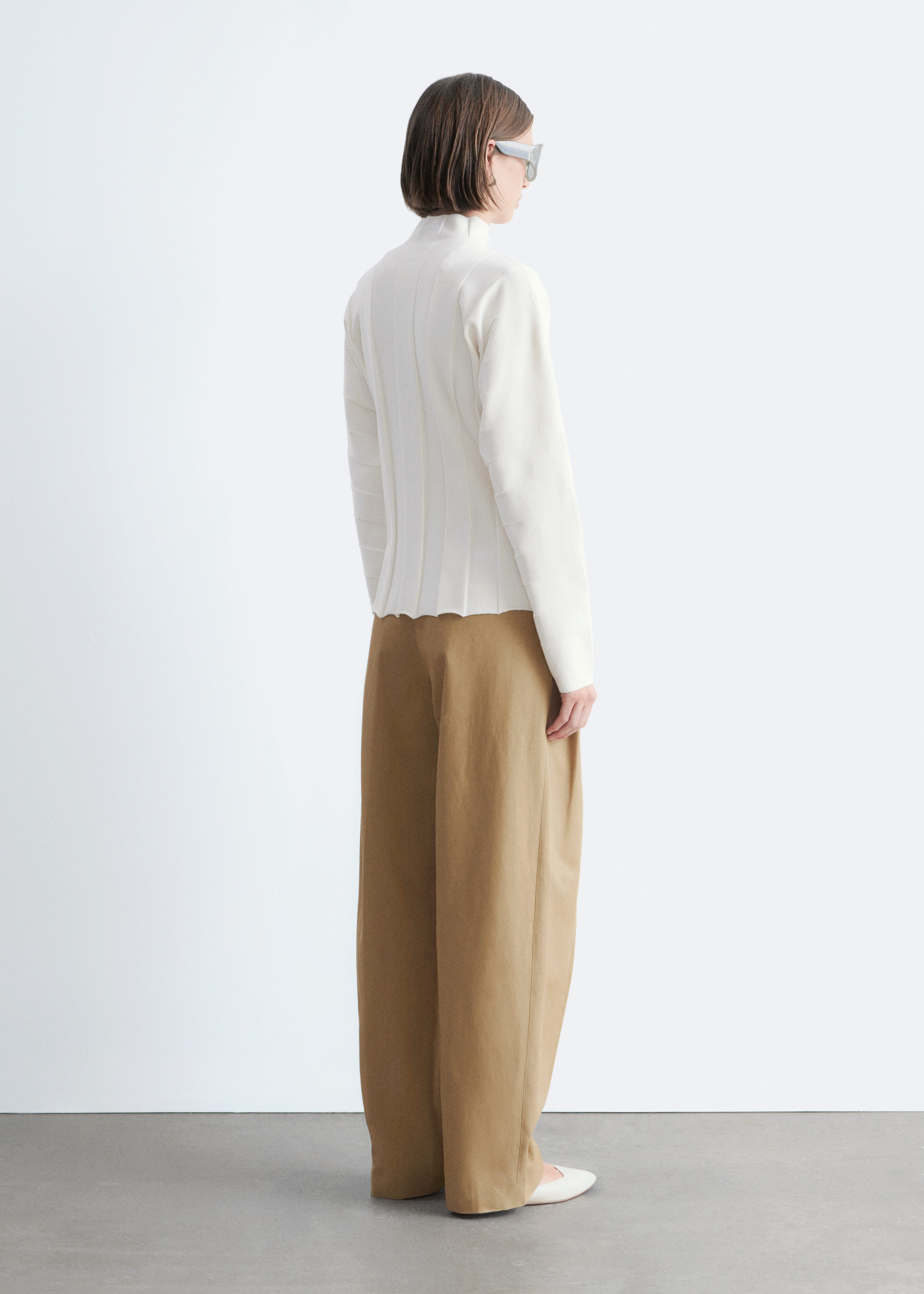 & Other Stories RIBBED MOCK-NECK TOP