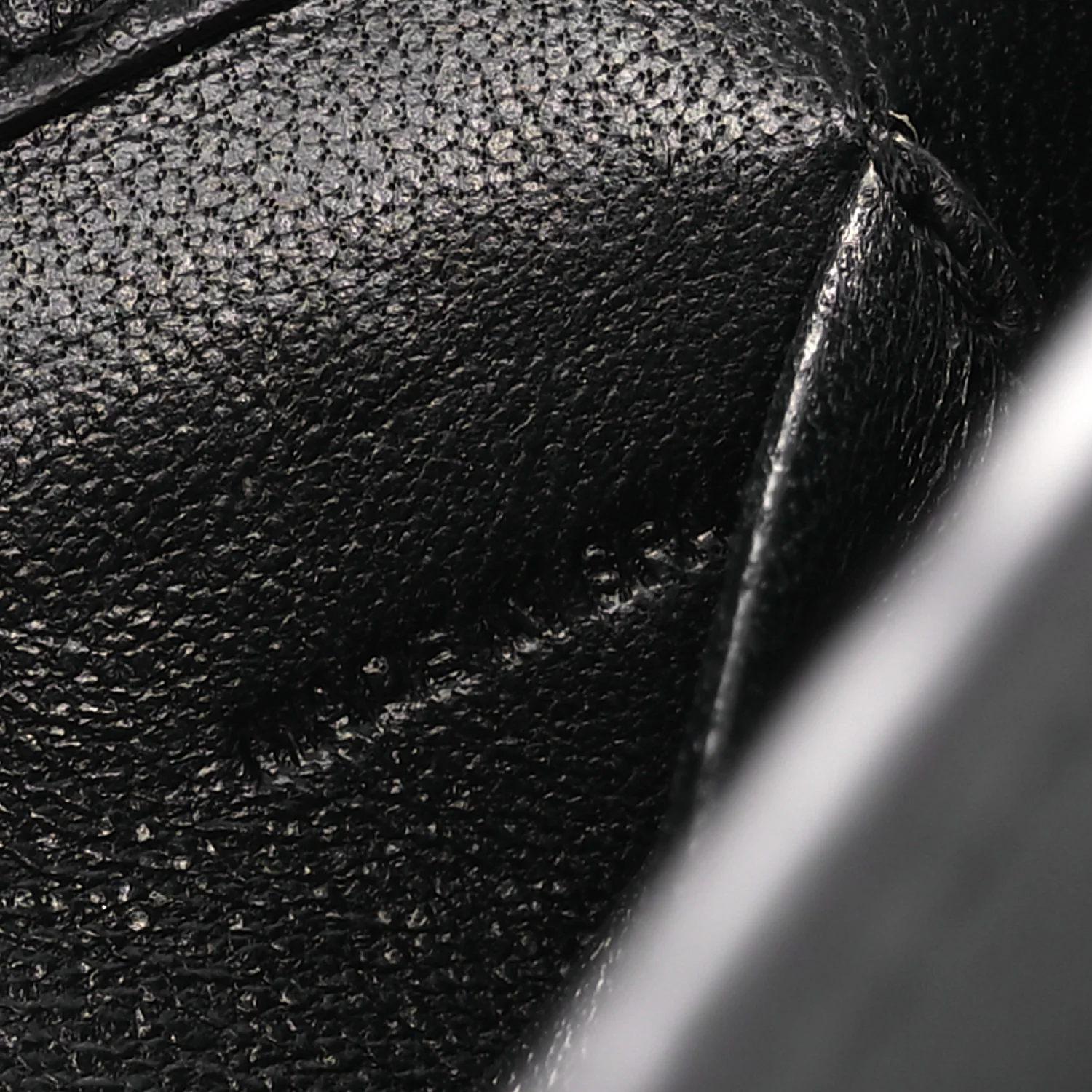 Calfskin Small Nile Bracelet Minaudiere Bag Black - Top Club