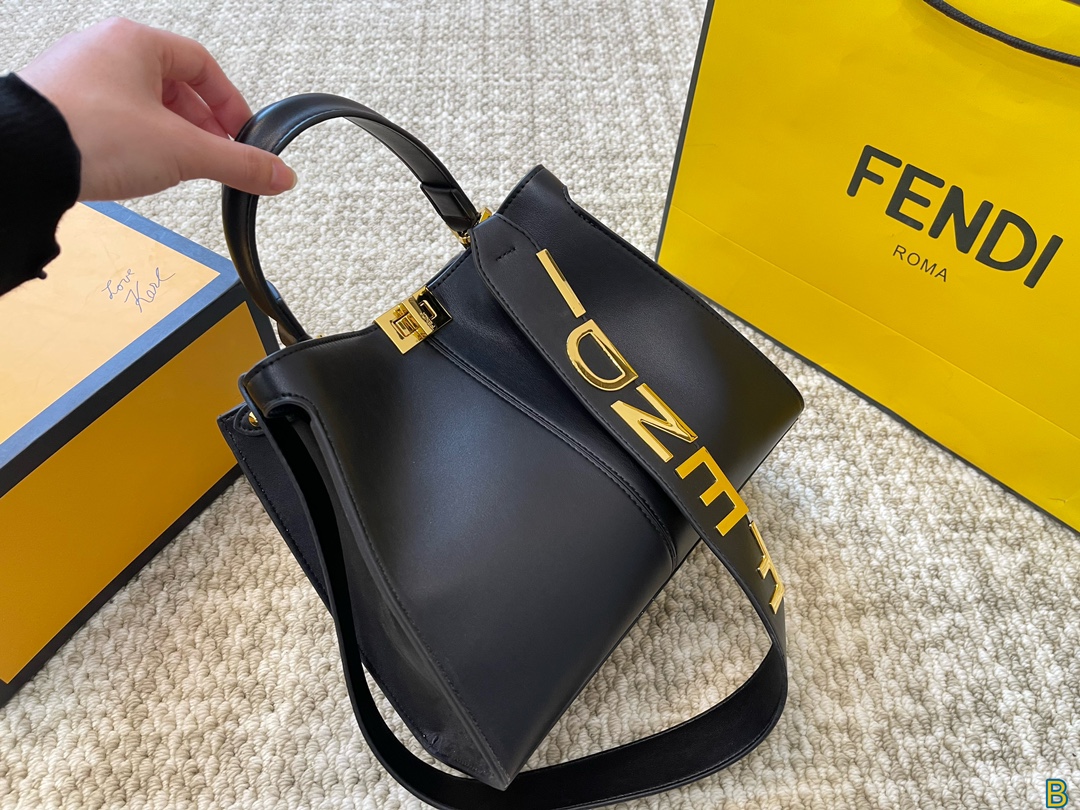 Fen Peekaboo new arrival tote bag size : 30*24 cm - Top Club