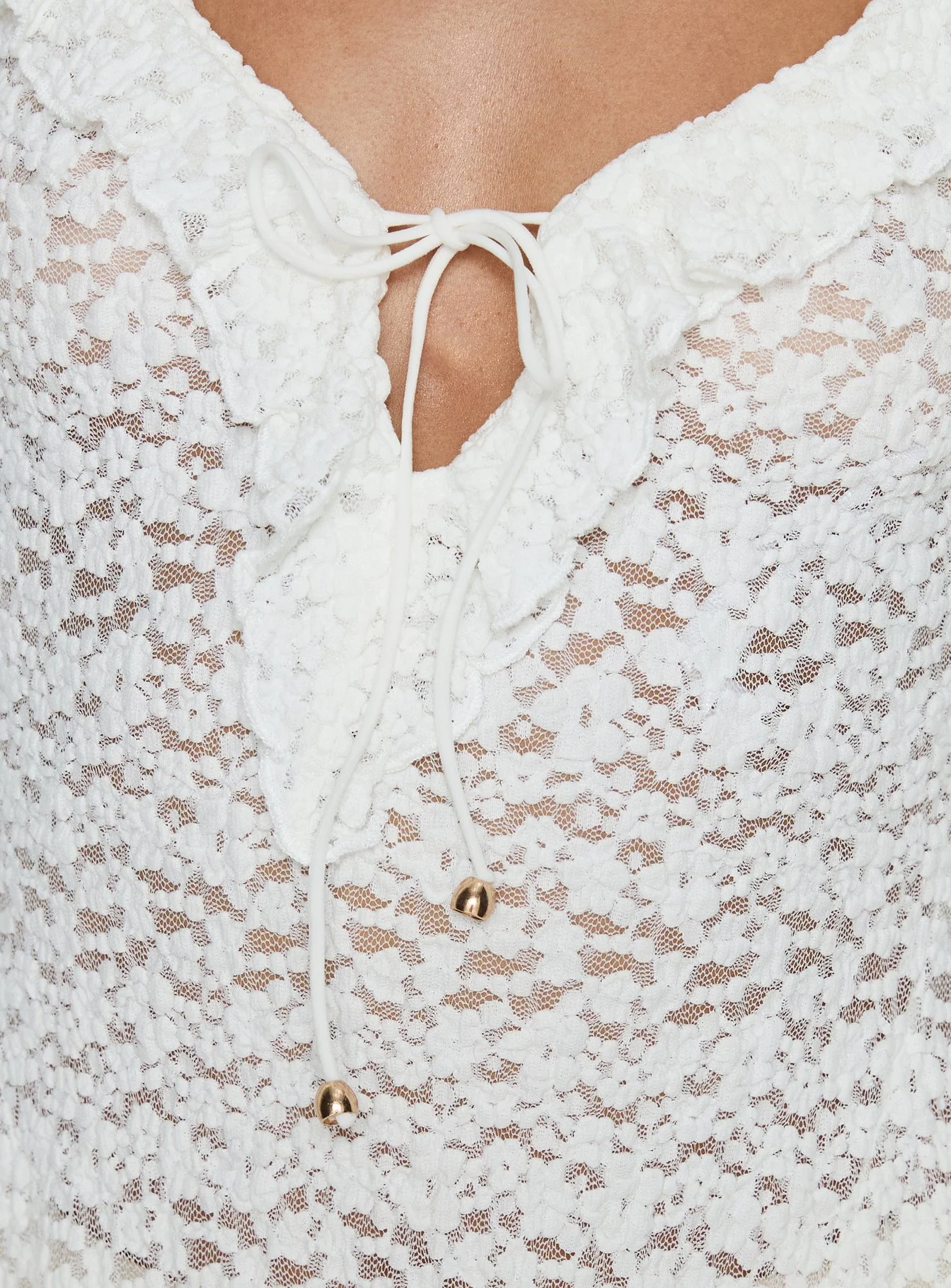 Medinilla Ruffle Tie Front Top White Lace