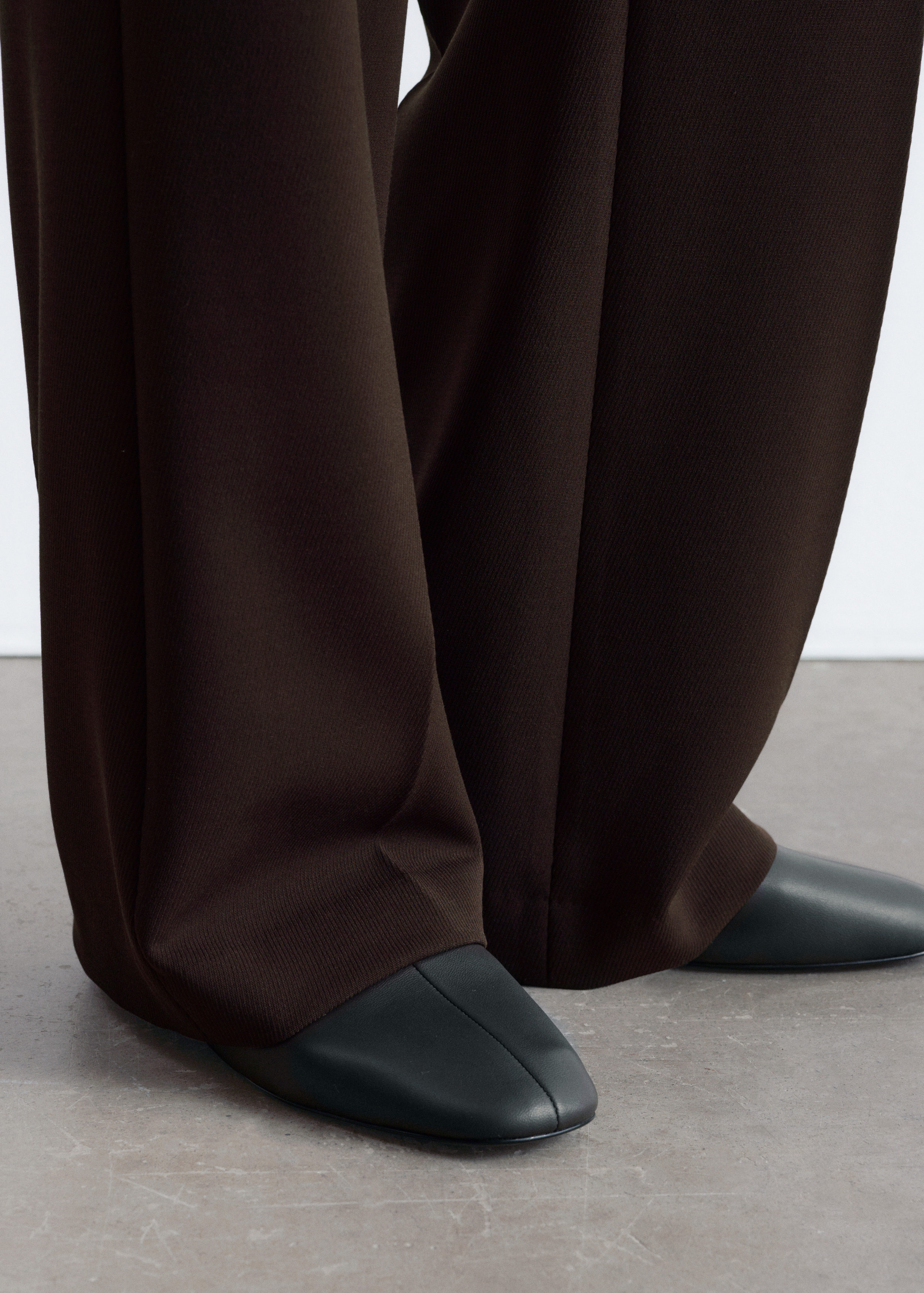 & Other Stories STRAIGHT PRESS-CREASE TROUSERS
