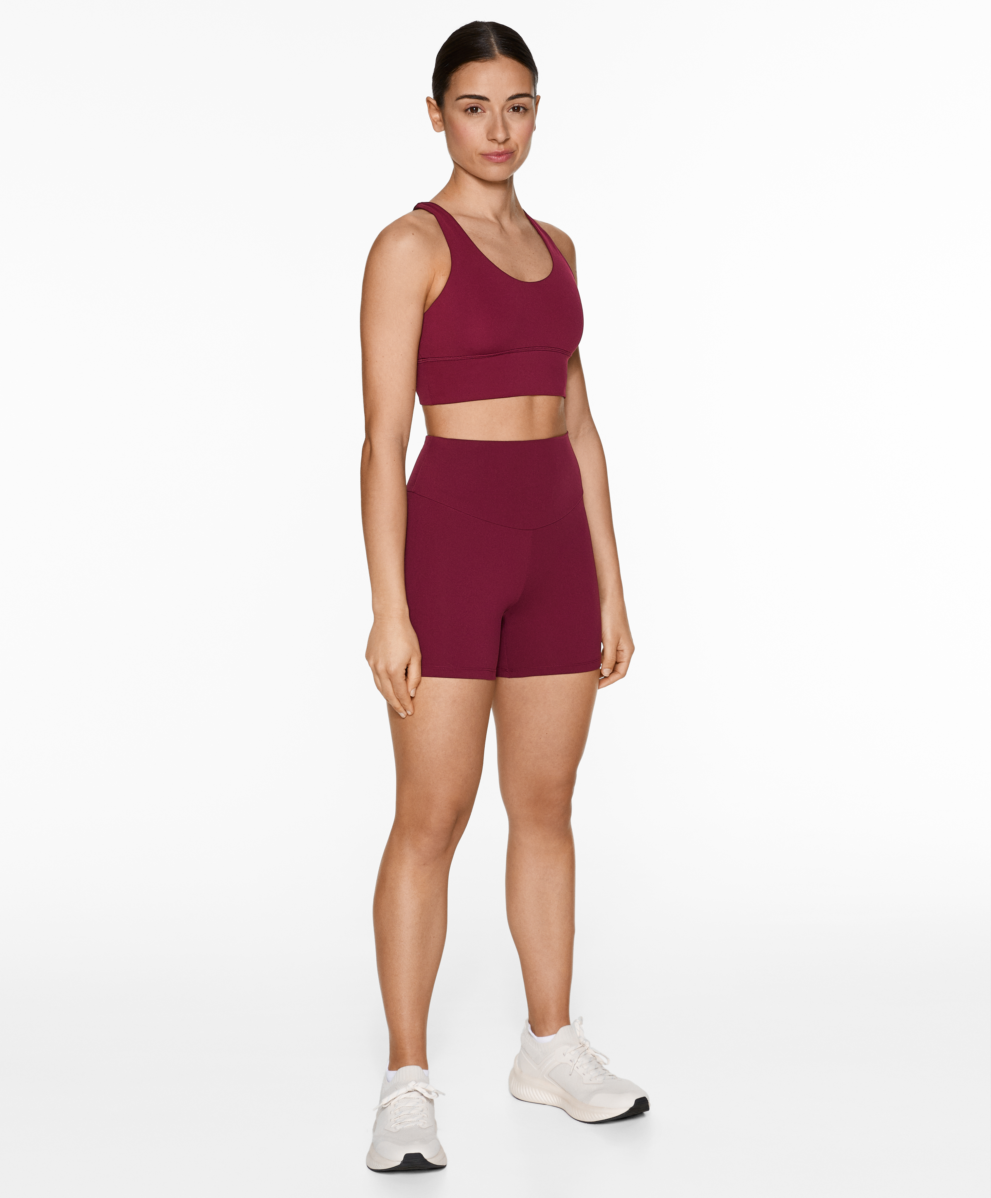 OYSHO Medium-support comfortlux sports bra with cups