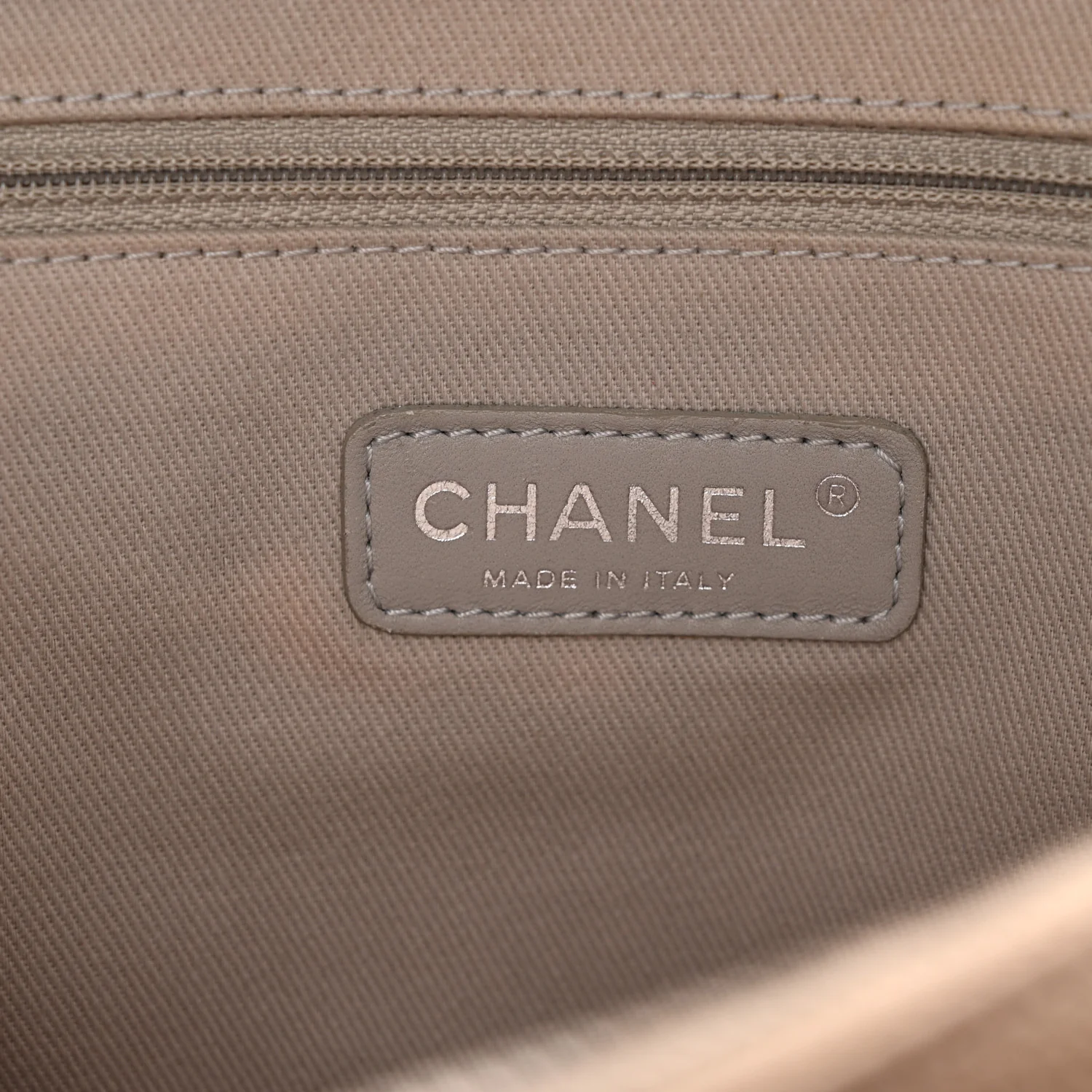 Caviar Quilted Jumbo Easy Flap Beige - Top Club