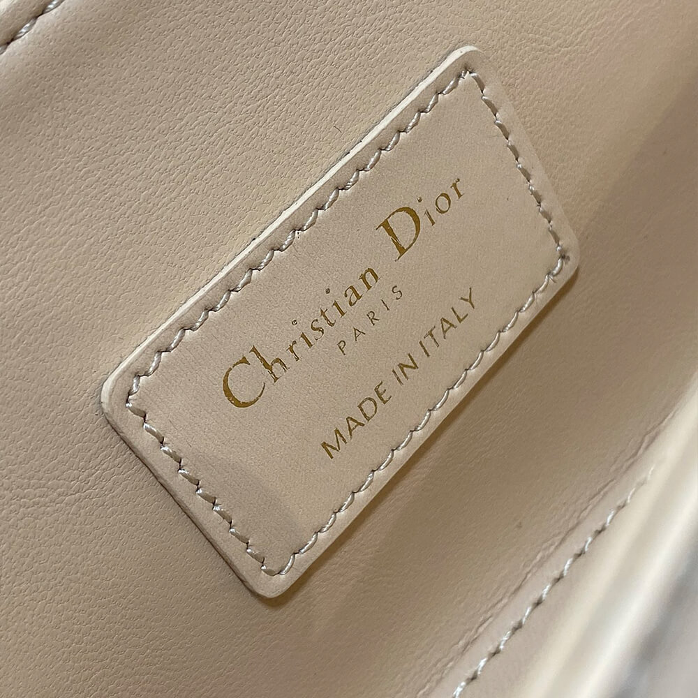 Small 30 Montaigne Avenue Top Handle Bag - Top Club