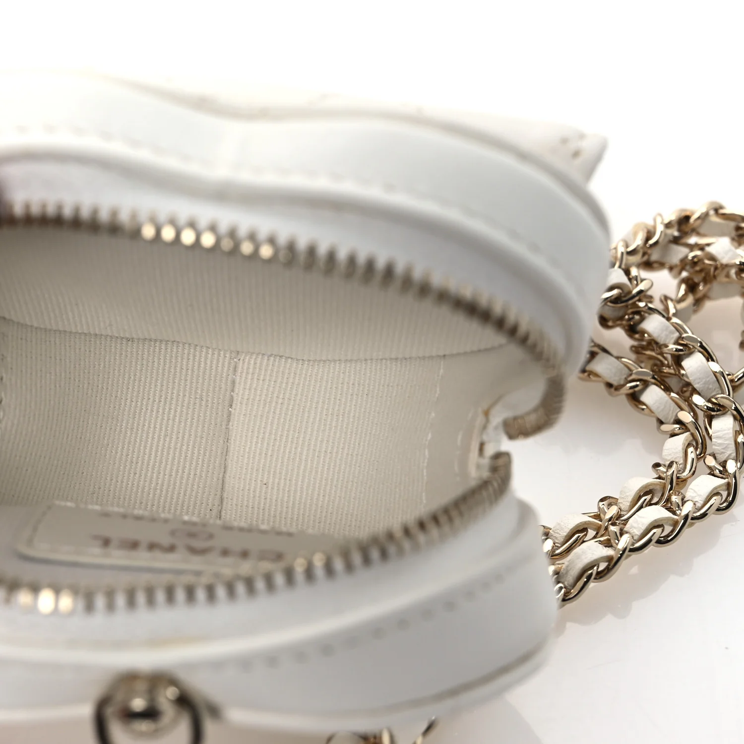 Lambskin Quilted CC In Love Heart Coin Purse With Chain White - Top Club