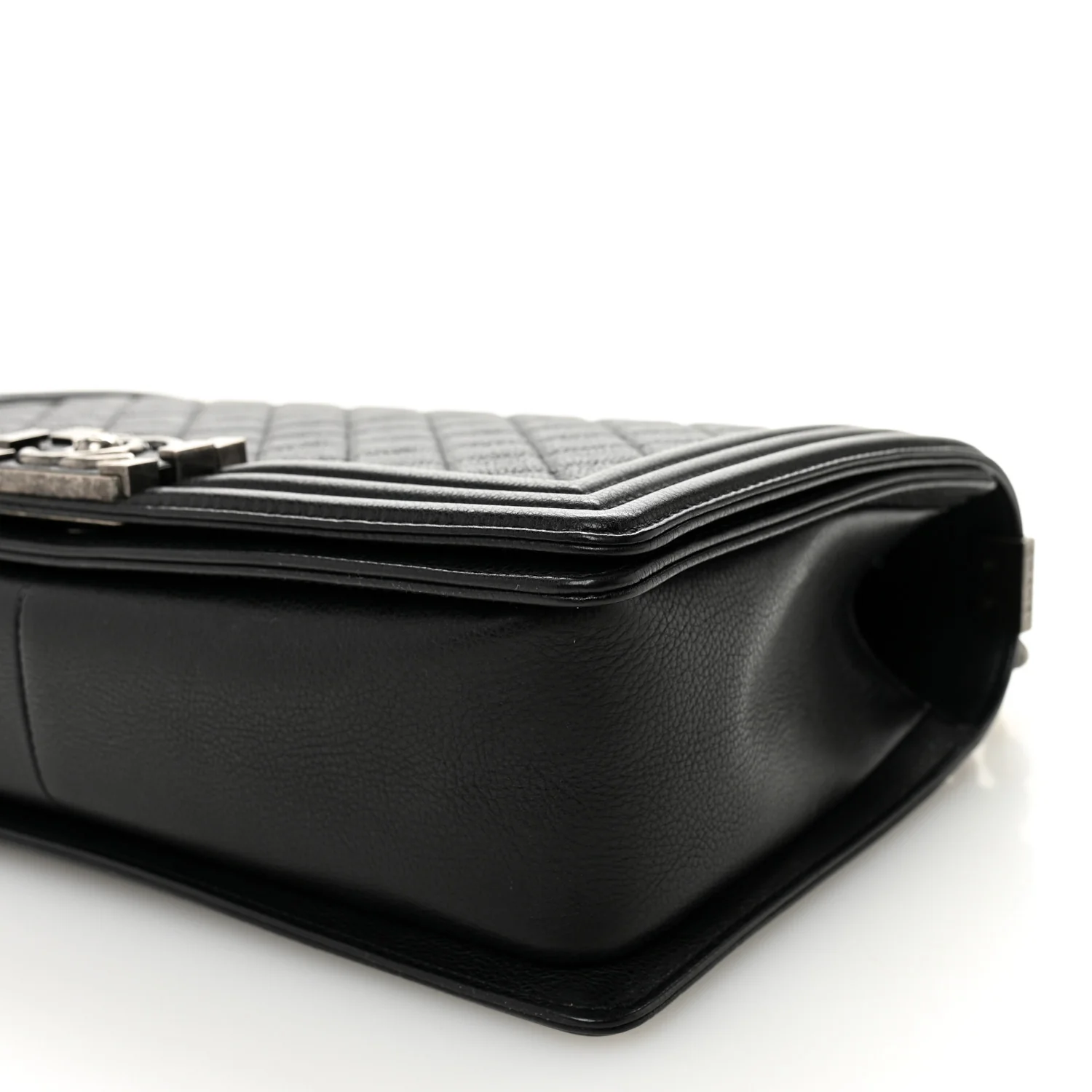 Grained Calfskin Quilted New Medium Boy Flap Black - Top Club
