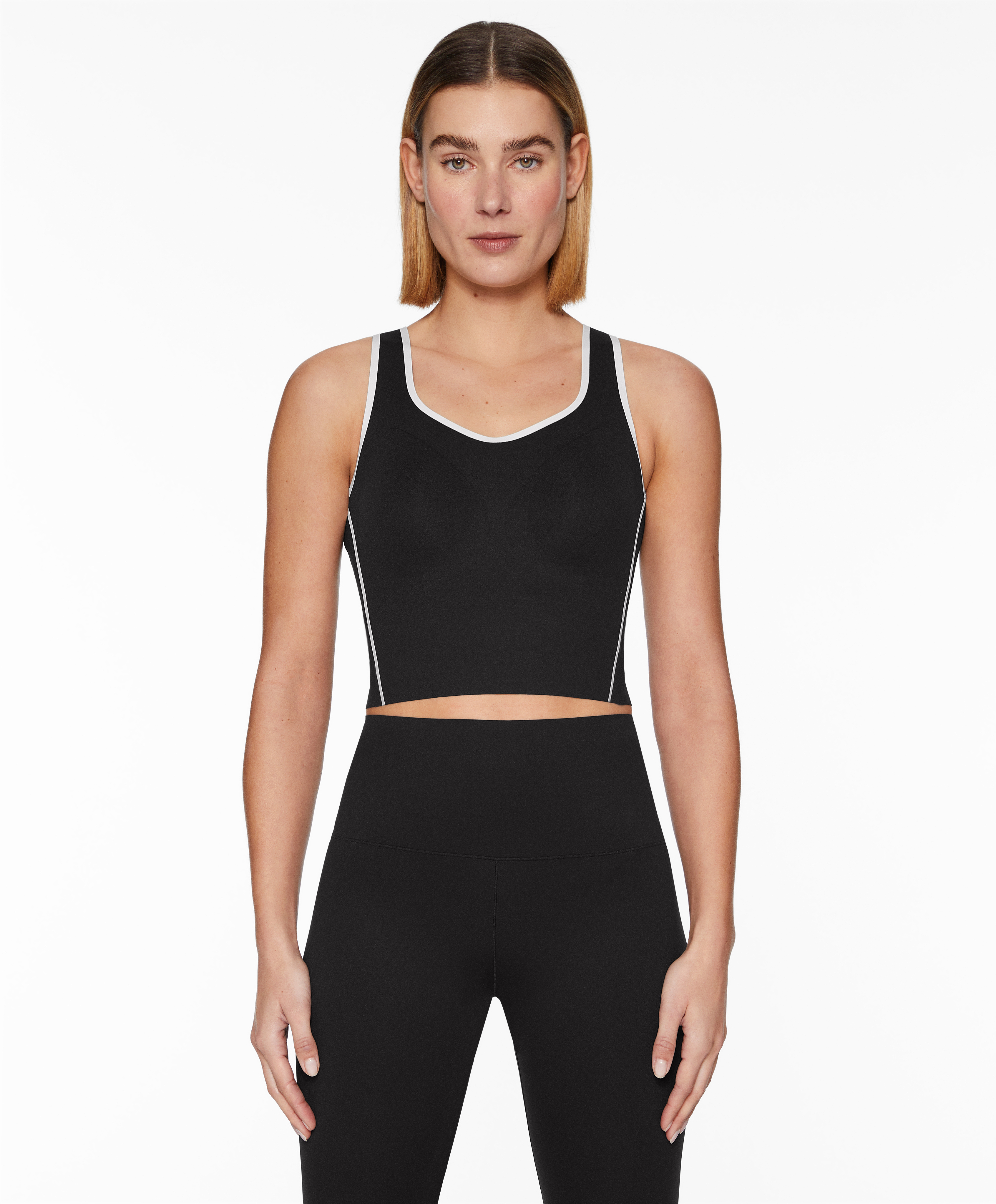 OYSHO Perfect-adapt piping tank top