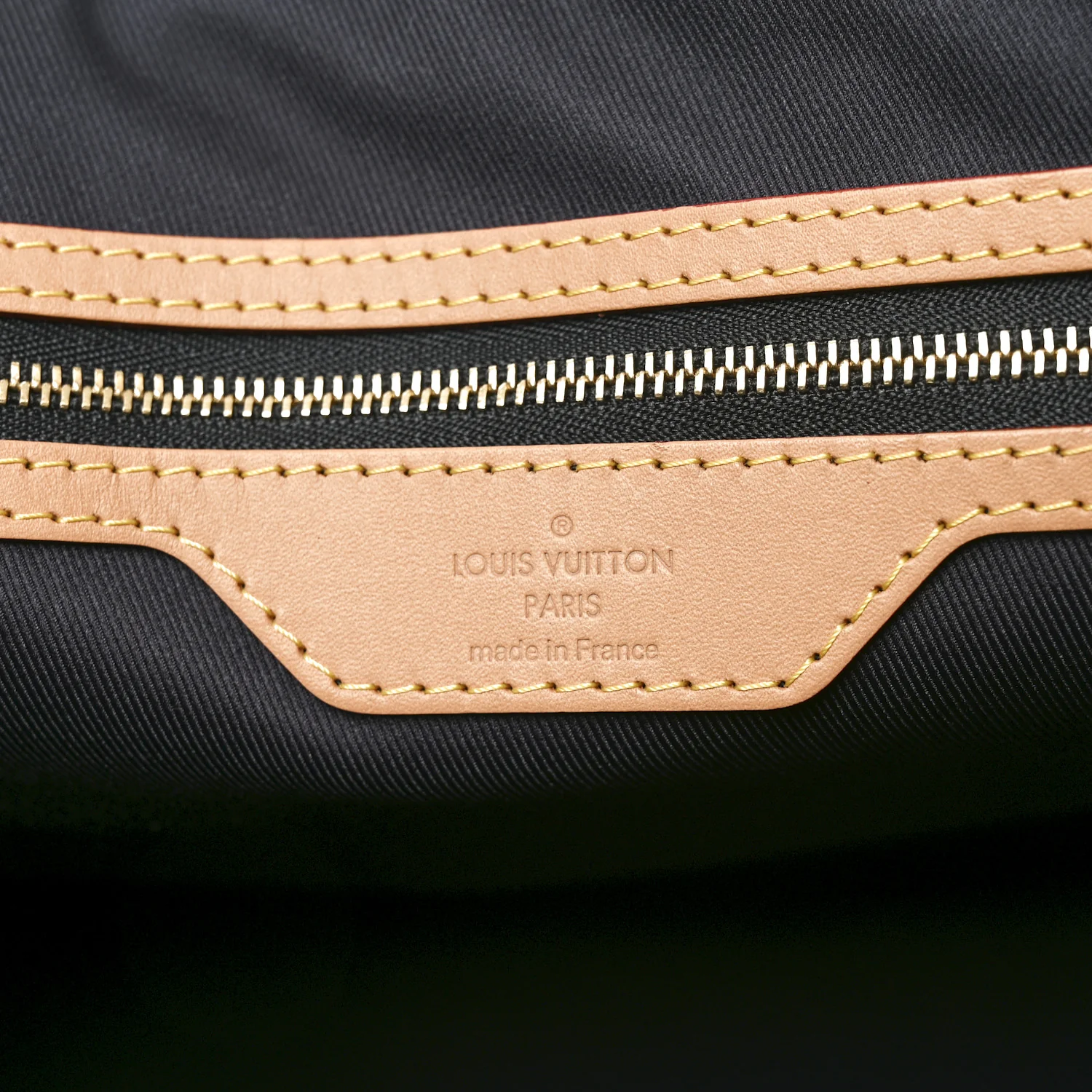 Reverse Monogram Giant Keepall Bandouliere 50 - Top Club