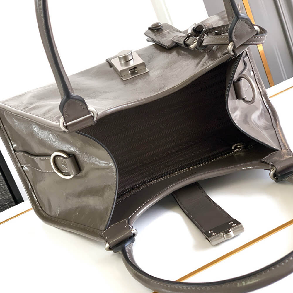 Prada Medium leather tote bag(high-end grade) - Top Club